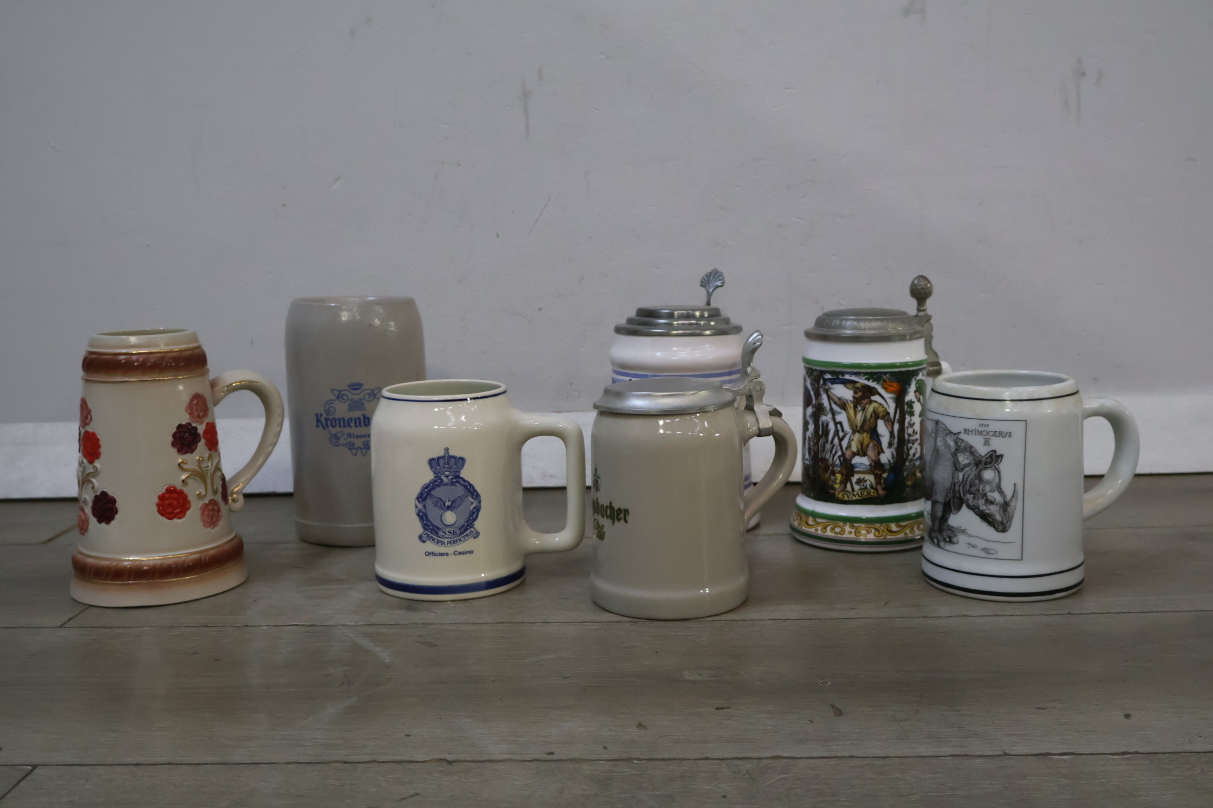 Diverse Bierpullen en Steingut Bierkruiken – foto 5 – kavel bij GSD Auctions, Zoeterwoude