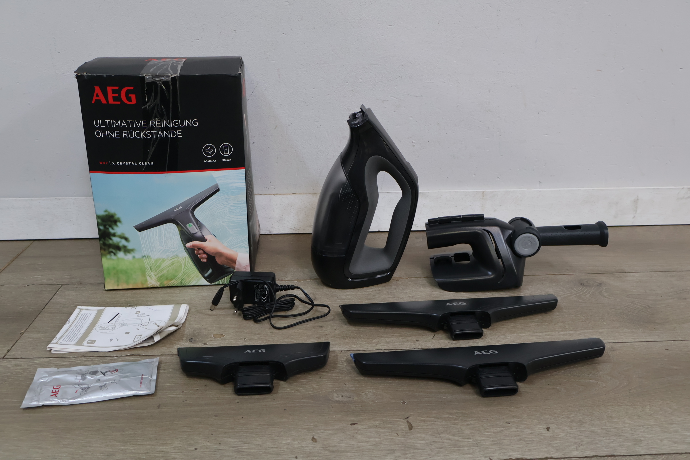 AEG WX7 | X Crystal Clean raamwisser set – foto 3 – kavel bij GSD Auctions, Zoeterwoude