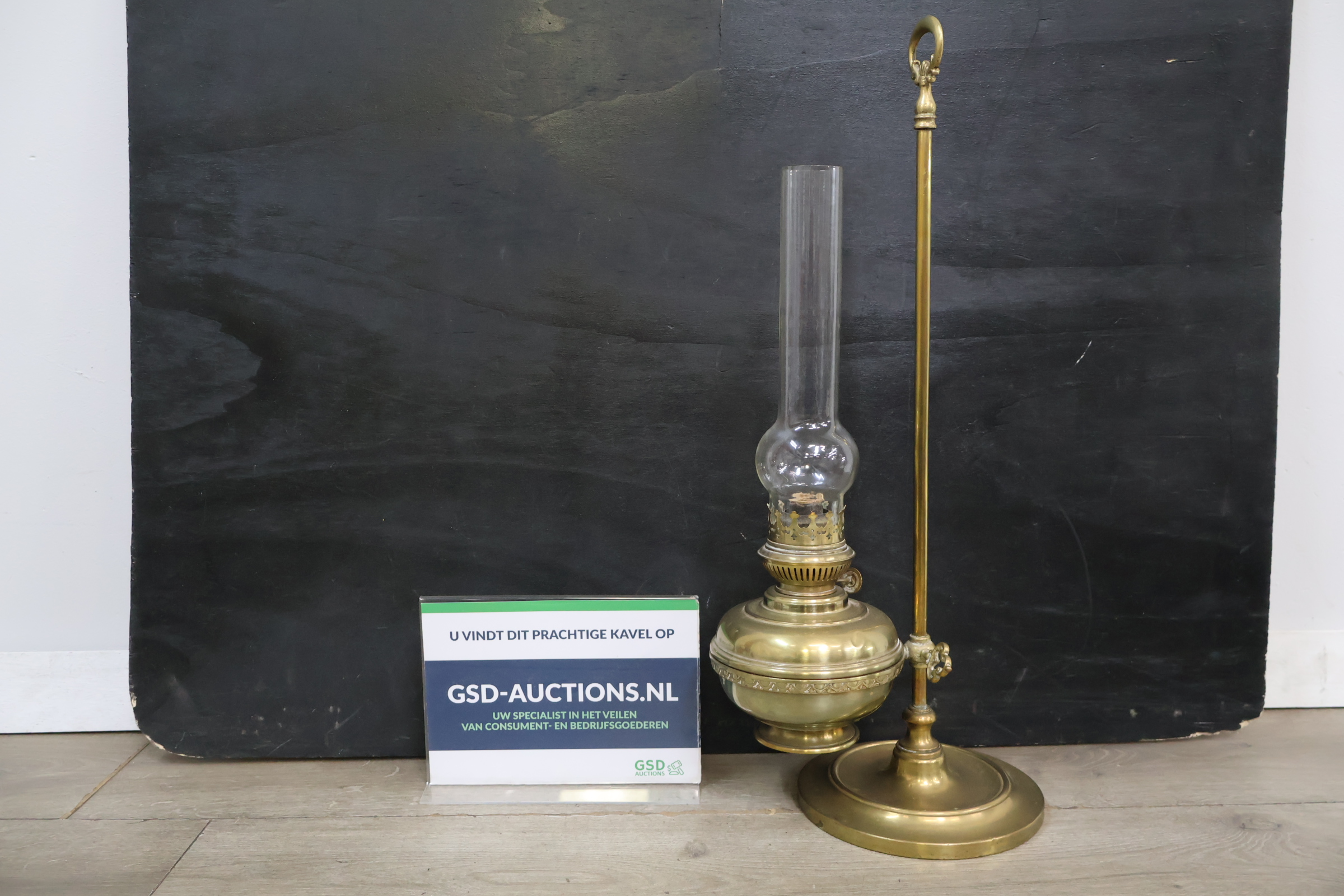 Antieke koperen olielamp – kavel bij GSD Auctions, Zoeterwoude
