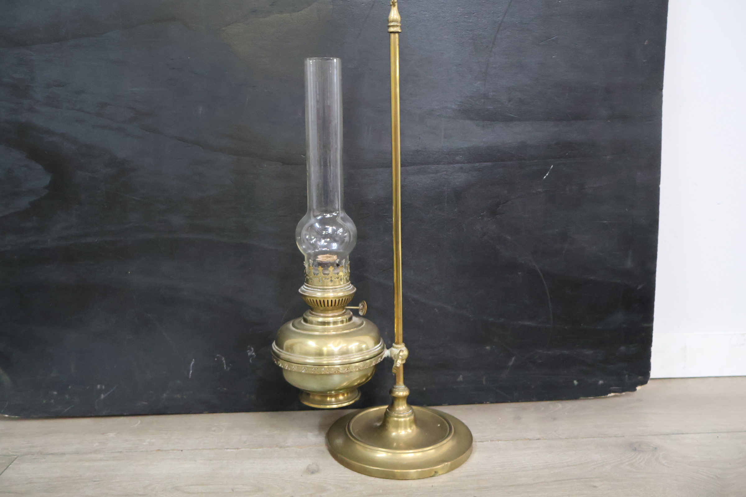 Antieke koperen olielamp – foto 3 – kavel bij GSD Auctions, Zoeterwoude