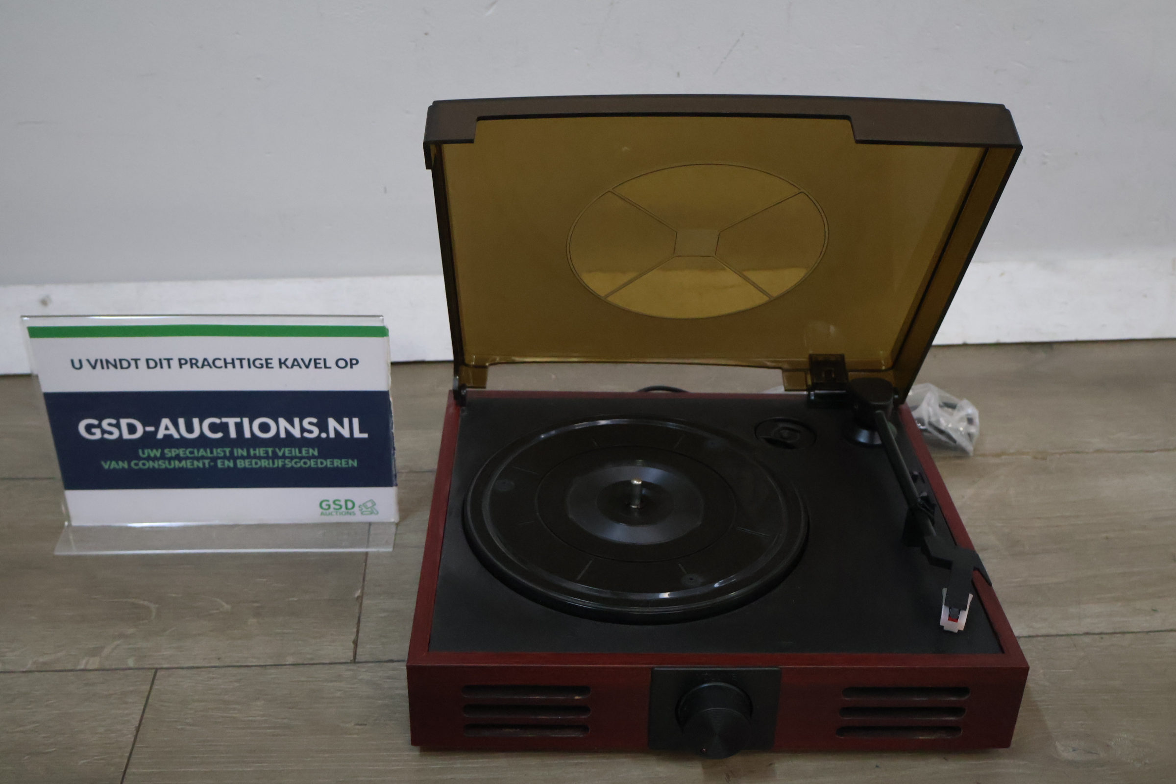 Platenspeler – foto 2 – kavel bij GSD Auctions, Zoeterwoude