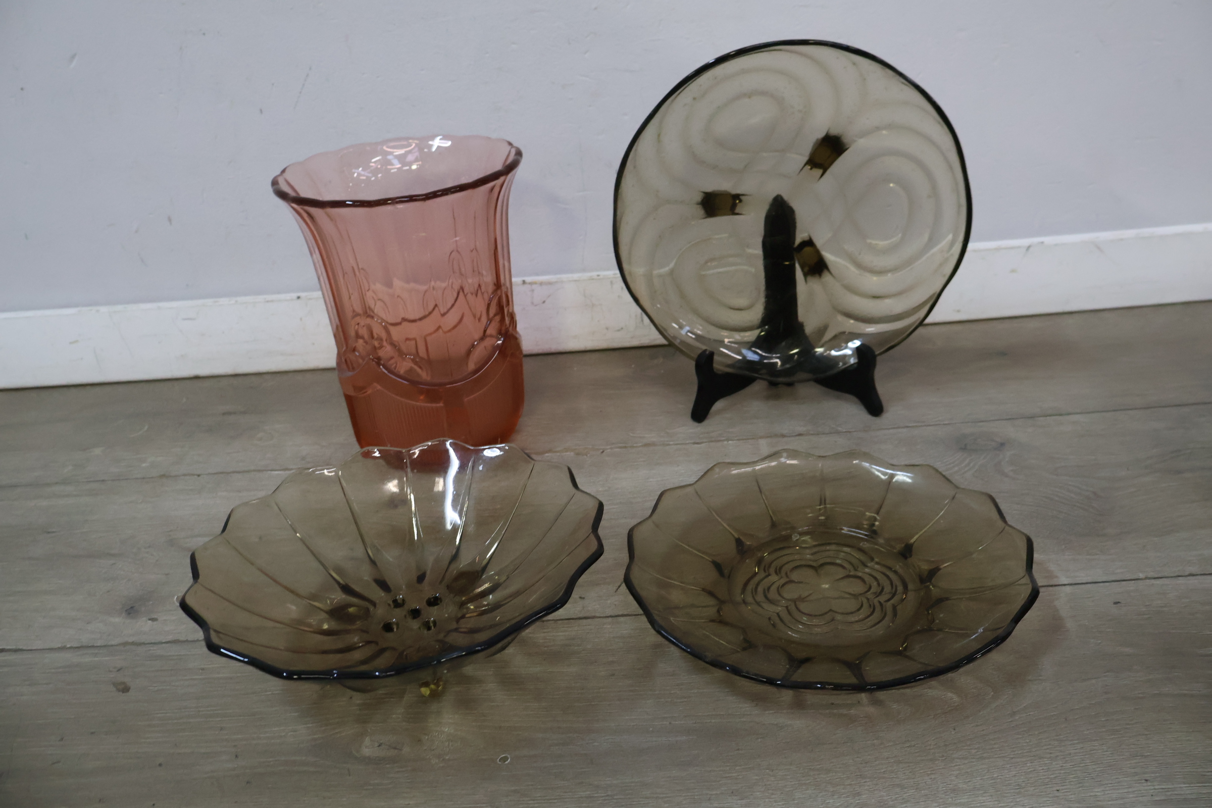 Set van gekleurd glaswerk – foto 3 – kavel bij GSD Auctions, Zoeterwoude