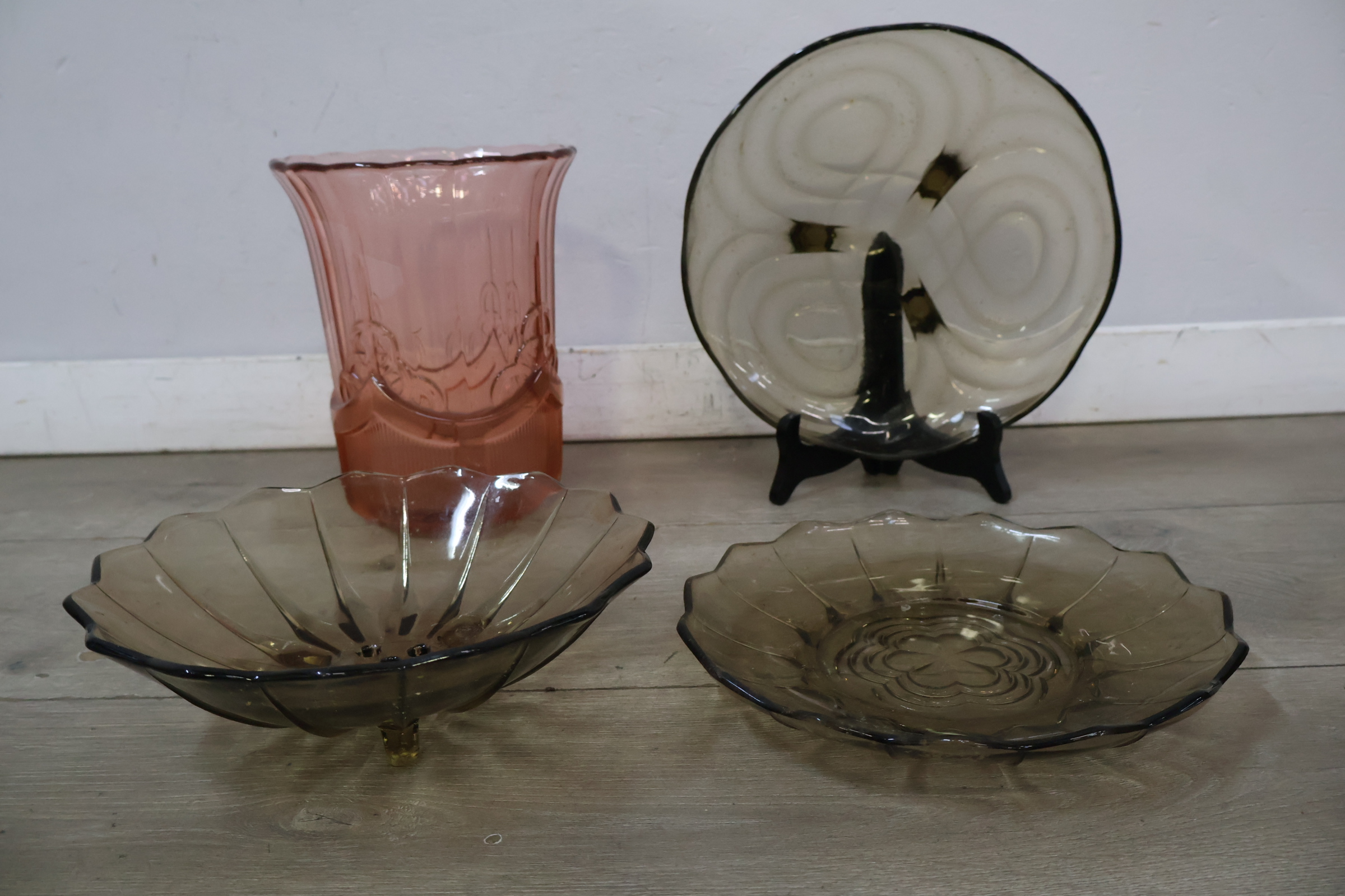 Set van gekleurd glaswerk – foto 4 – kavel bij GSD Auctions, Zoeterwoude