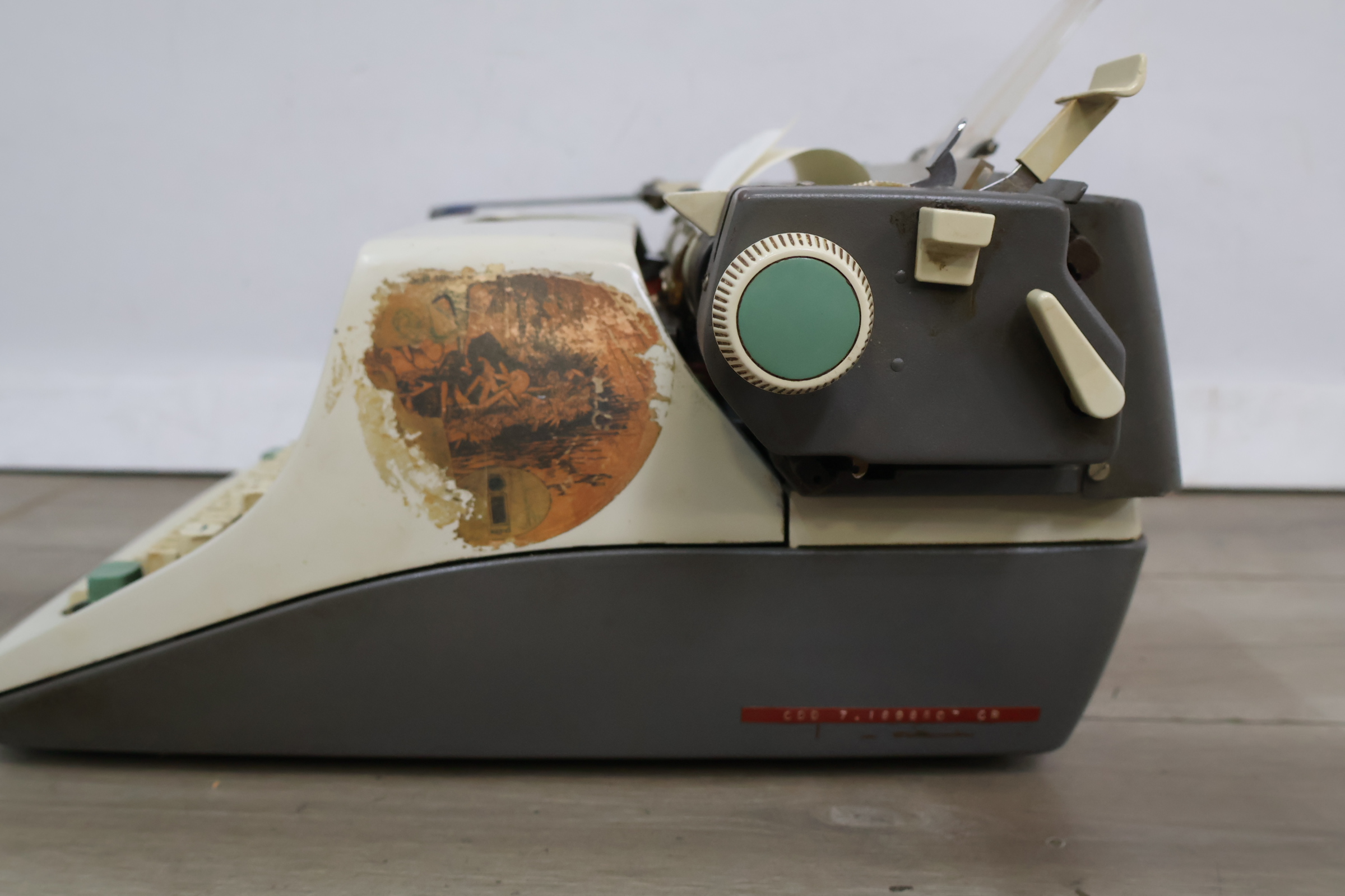 Olympia typemachine – foto 5 – kavel bij GSD Auctions, Zoeterwoude
