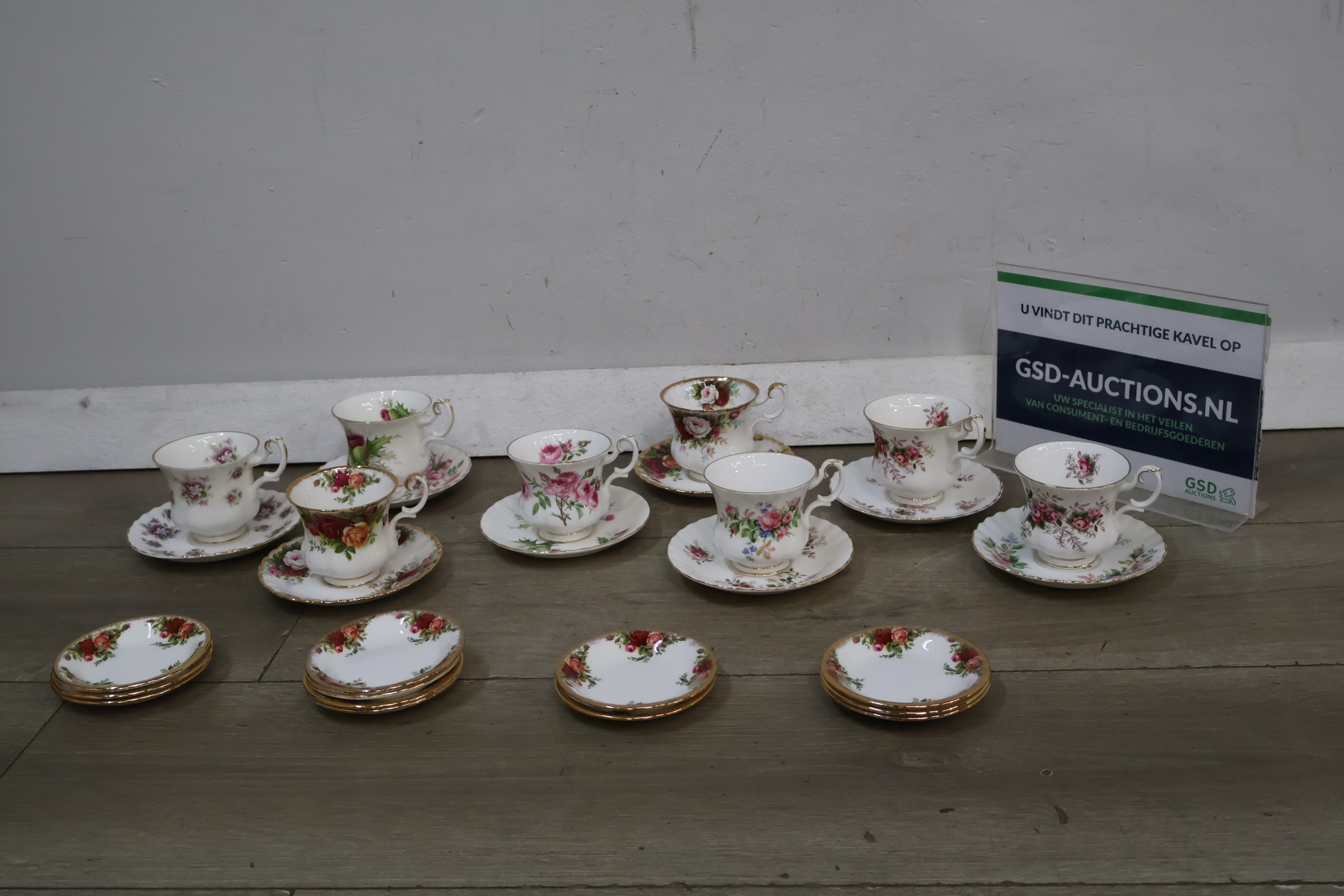 Royal Albert Kop en Schotels – foto 2 – kavel bij GSD Auctions, Zoeterwoude