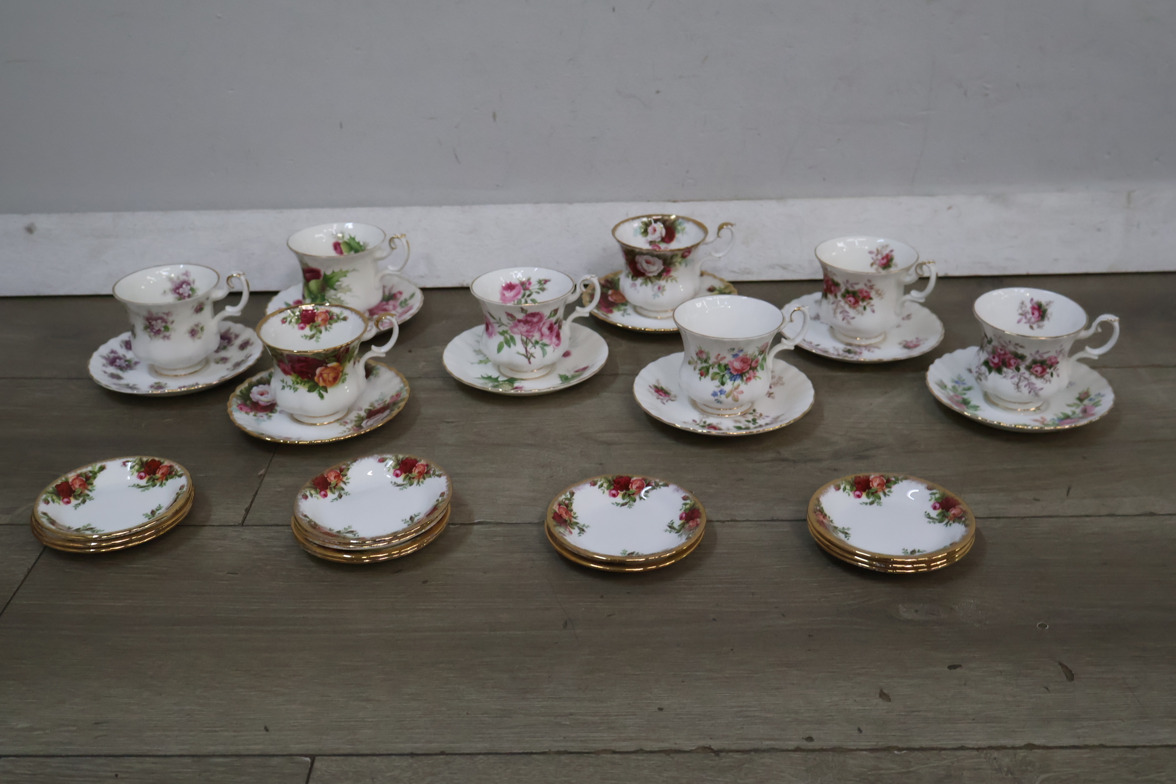 Royal Albert Kop en Schotels – foto 4 – kavel bij GSD Auctions, Zoeterwoude