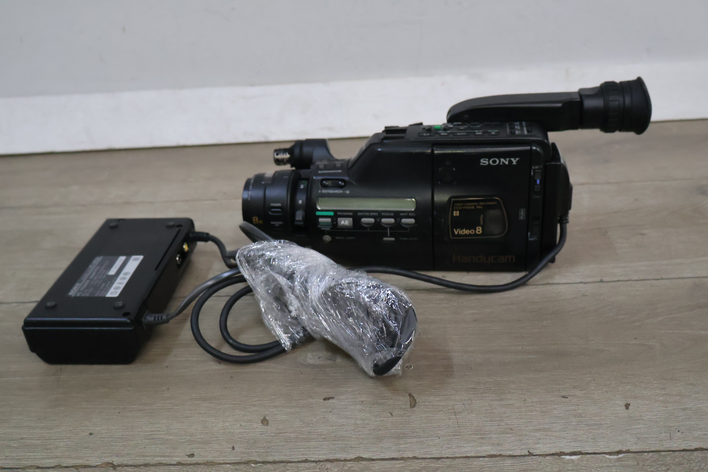Sony CCD-K455E Video 8 Handycam – foto 3 – kavel bij GSD Auctions, Zoeterwoude