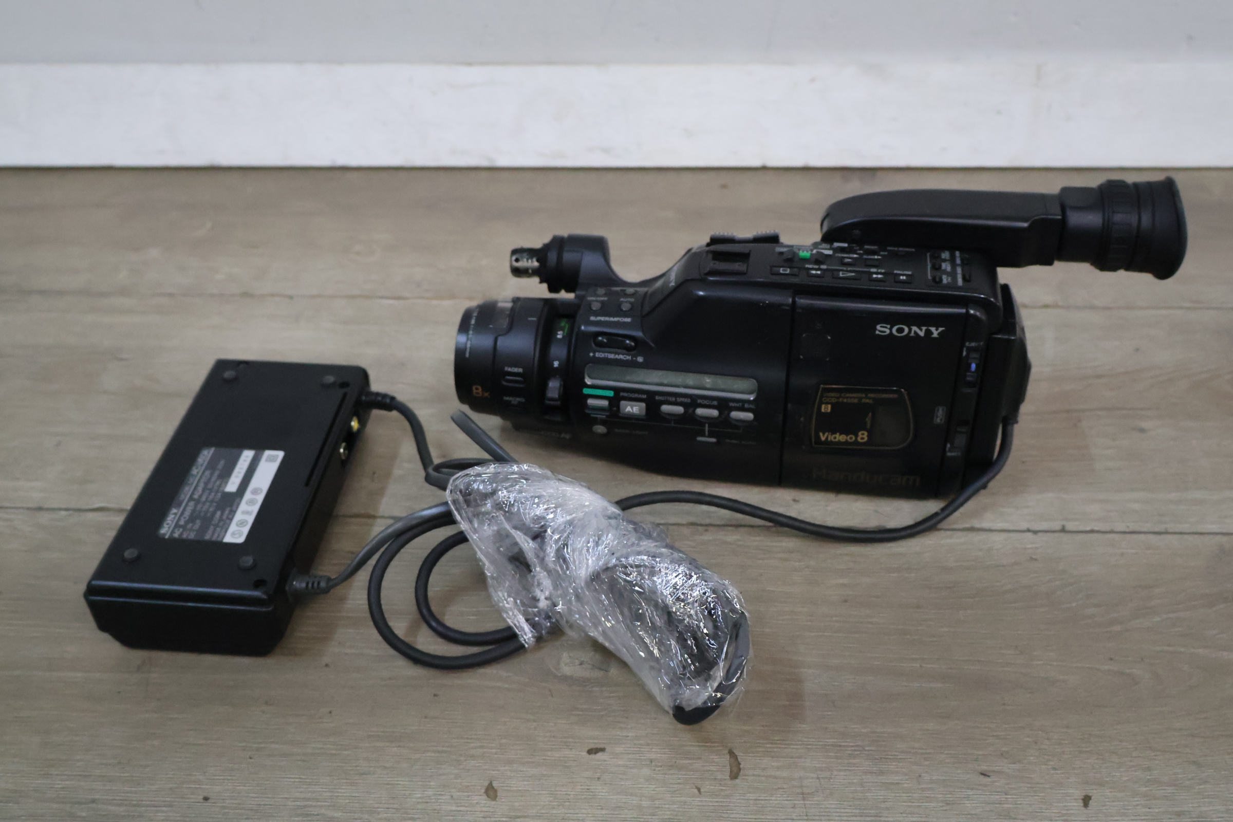 Sony CCD-K455E Video 8 Handycam – foto 4 – kavel bij GSD Auctions, Zoeterwoude