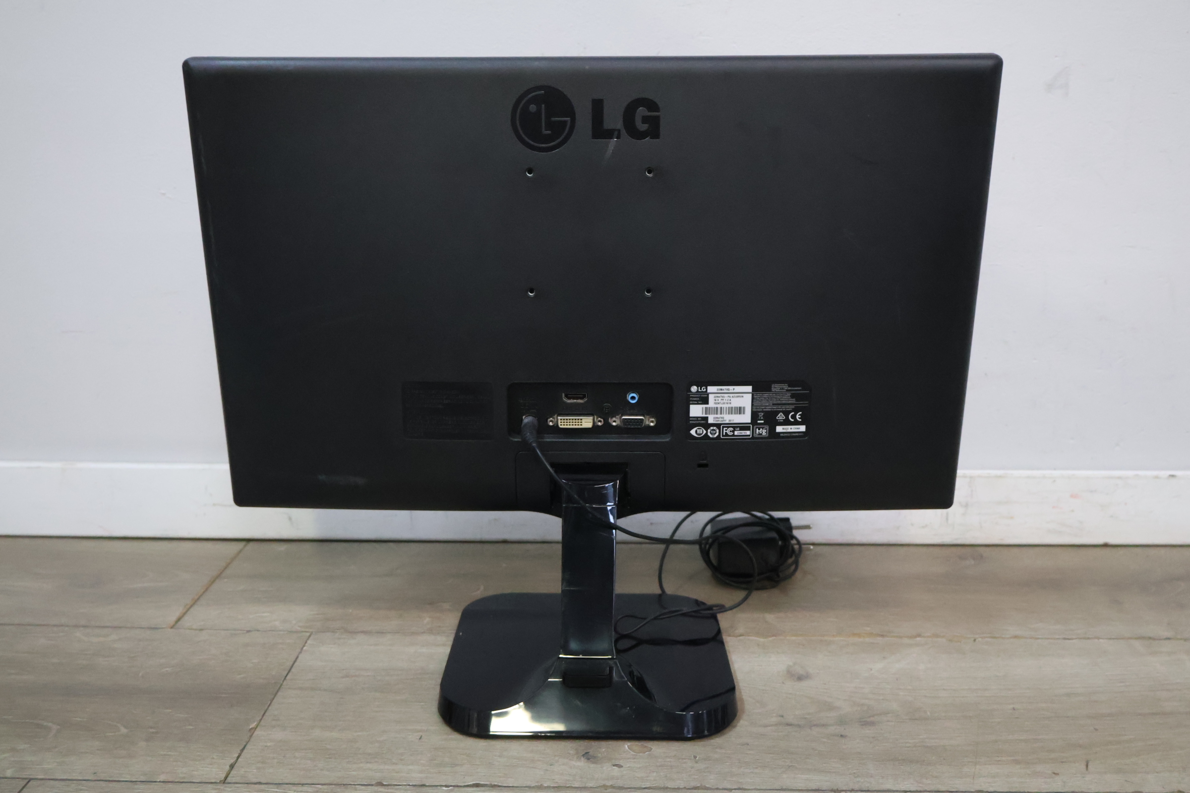 LG LED scherm – foto 10 – kavel bij GSD Auctions, Zoeterwoude