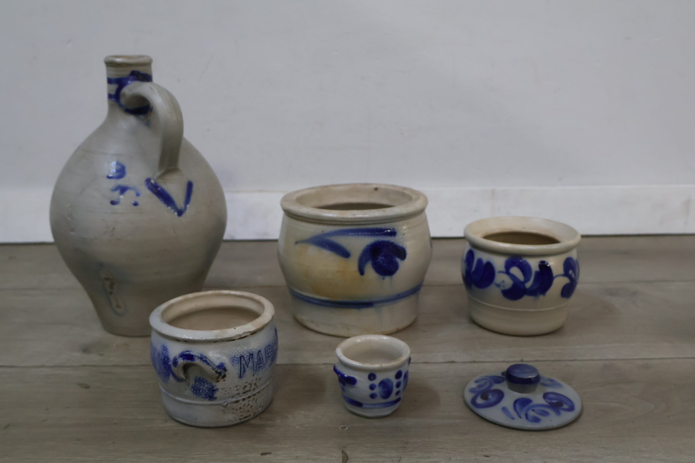 Set van 5 Keulse potten – foto 4 – kavel bij GSD Auctions, Zoeterwoude