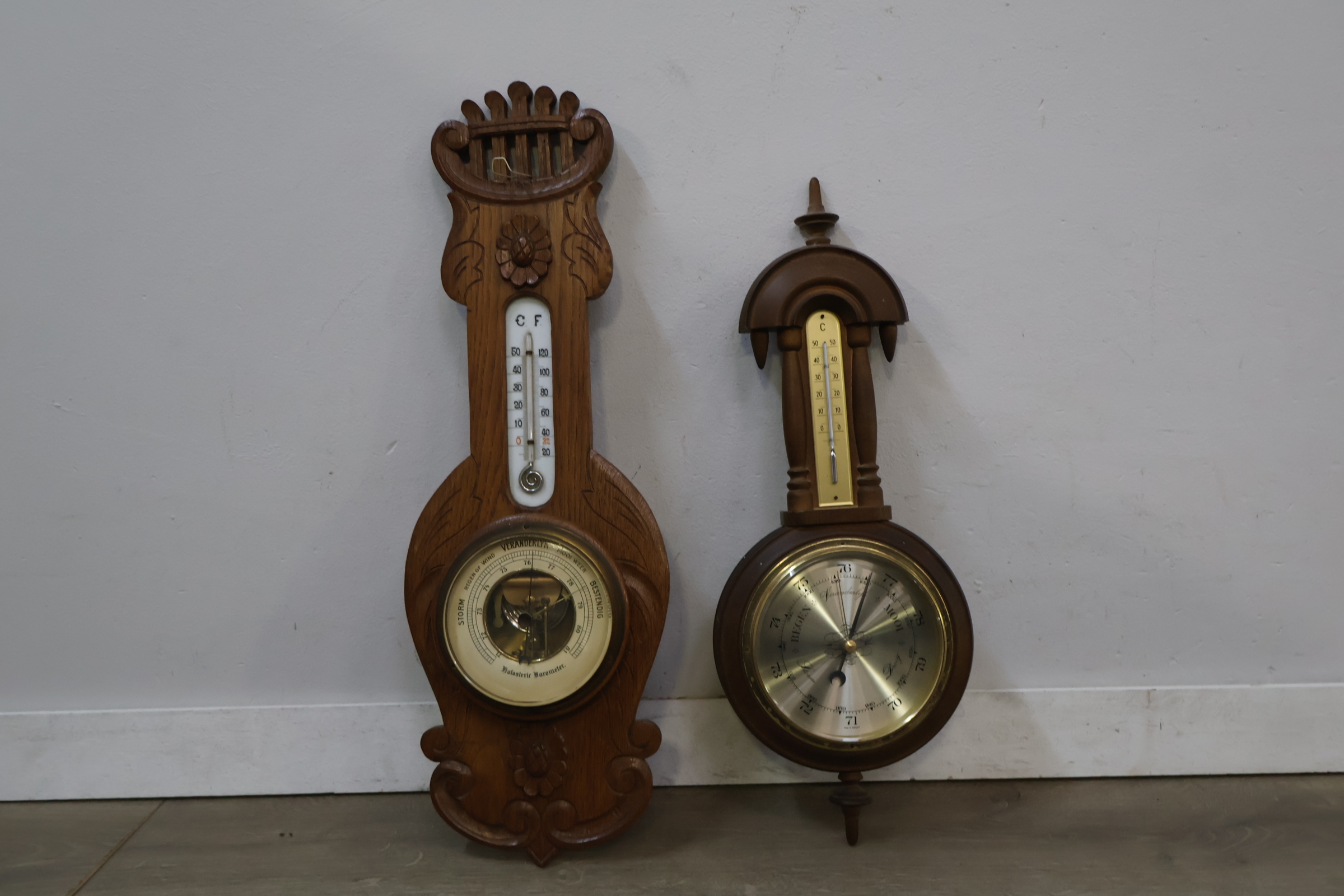 Set houten barometers met thermometers – foto 3 – kavel bij GSD Auctions, Zoeterwoude