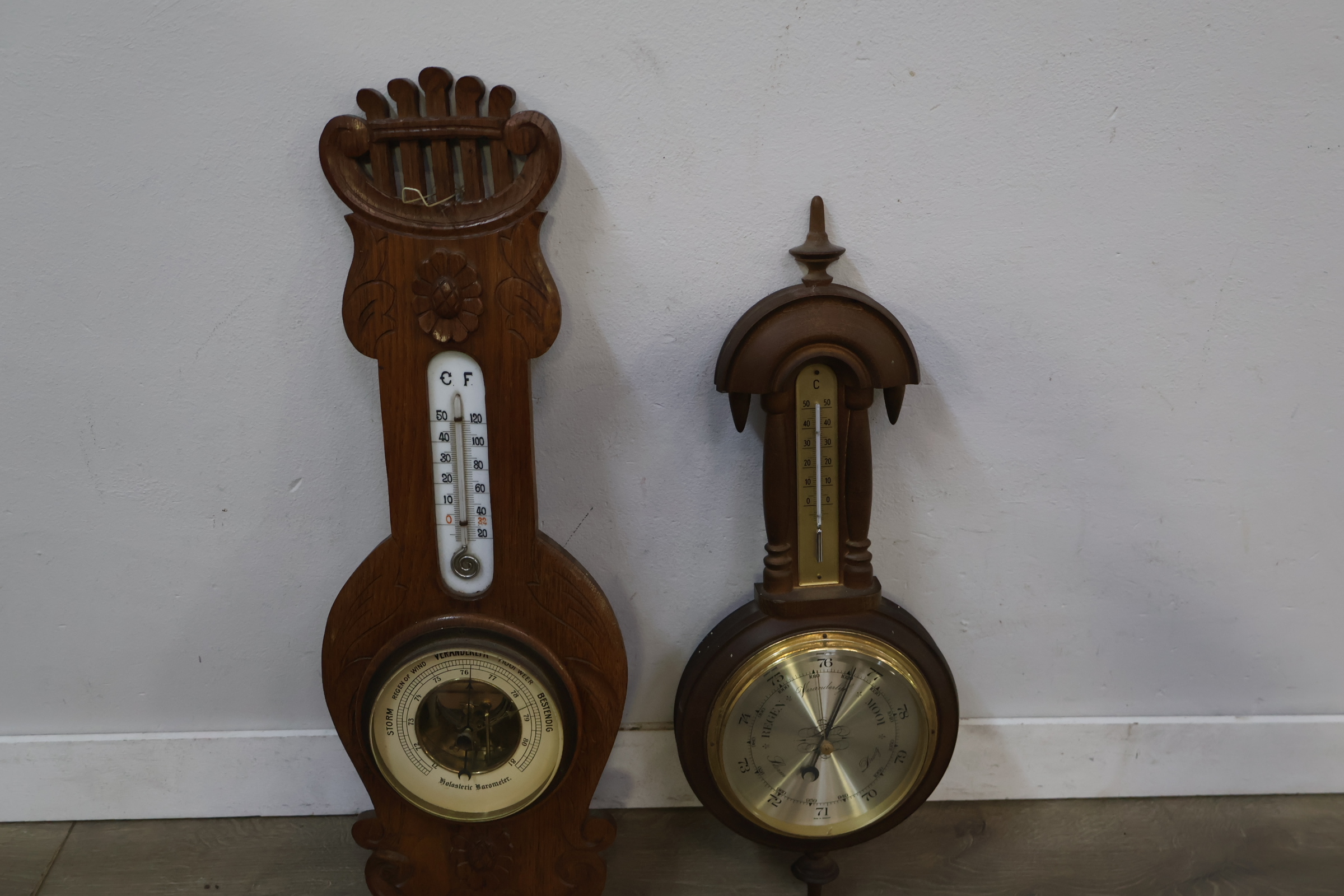 Set houten barometers met thermometers – foto 4 – kavel bij GSD Auctions, Zoeterwoude