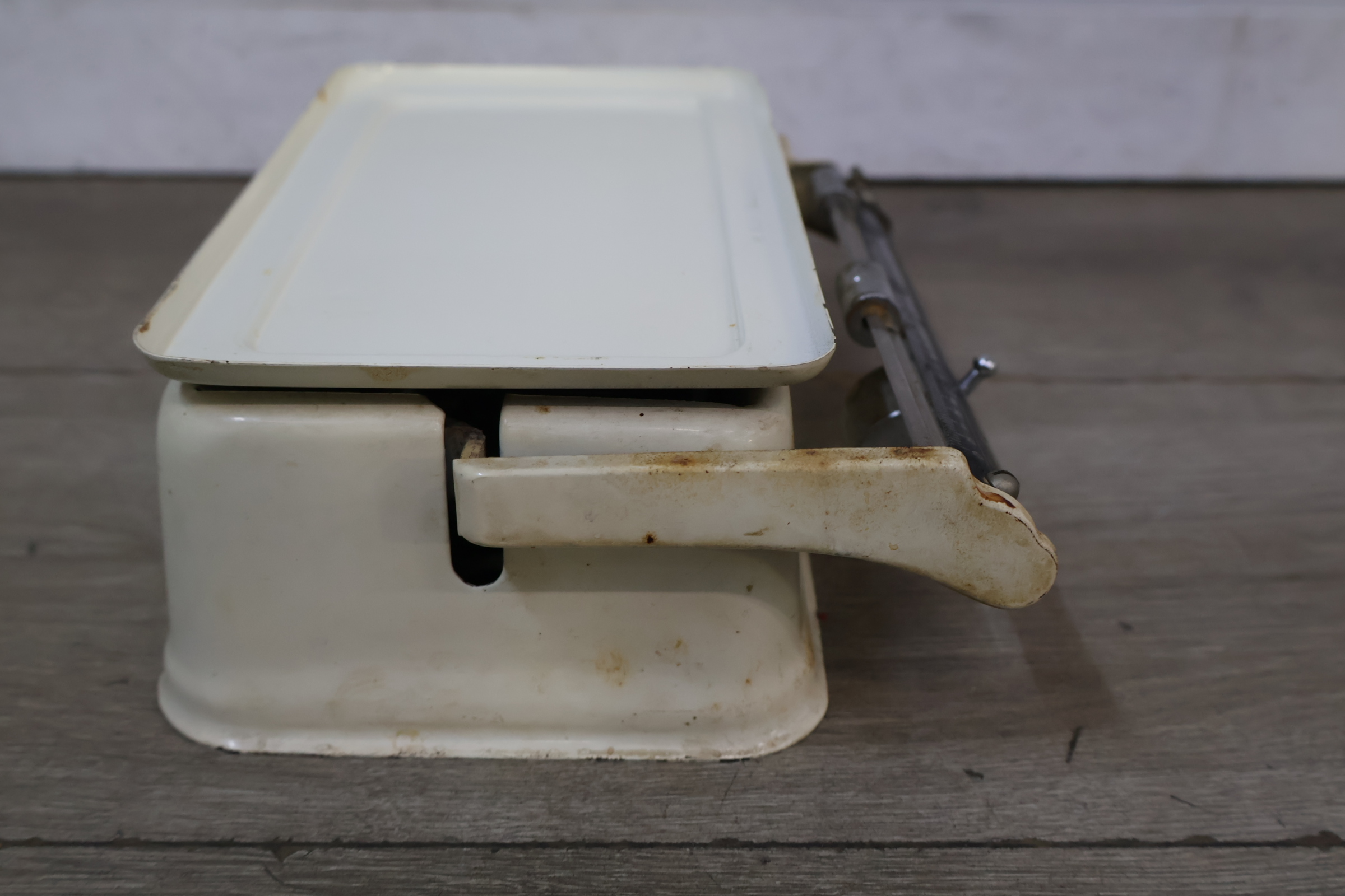 Vintage Zenith Keukenweegschaal tot 5 kg – foto 8 – kavel bij GSD Auctions, Zoeterwoude