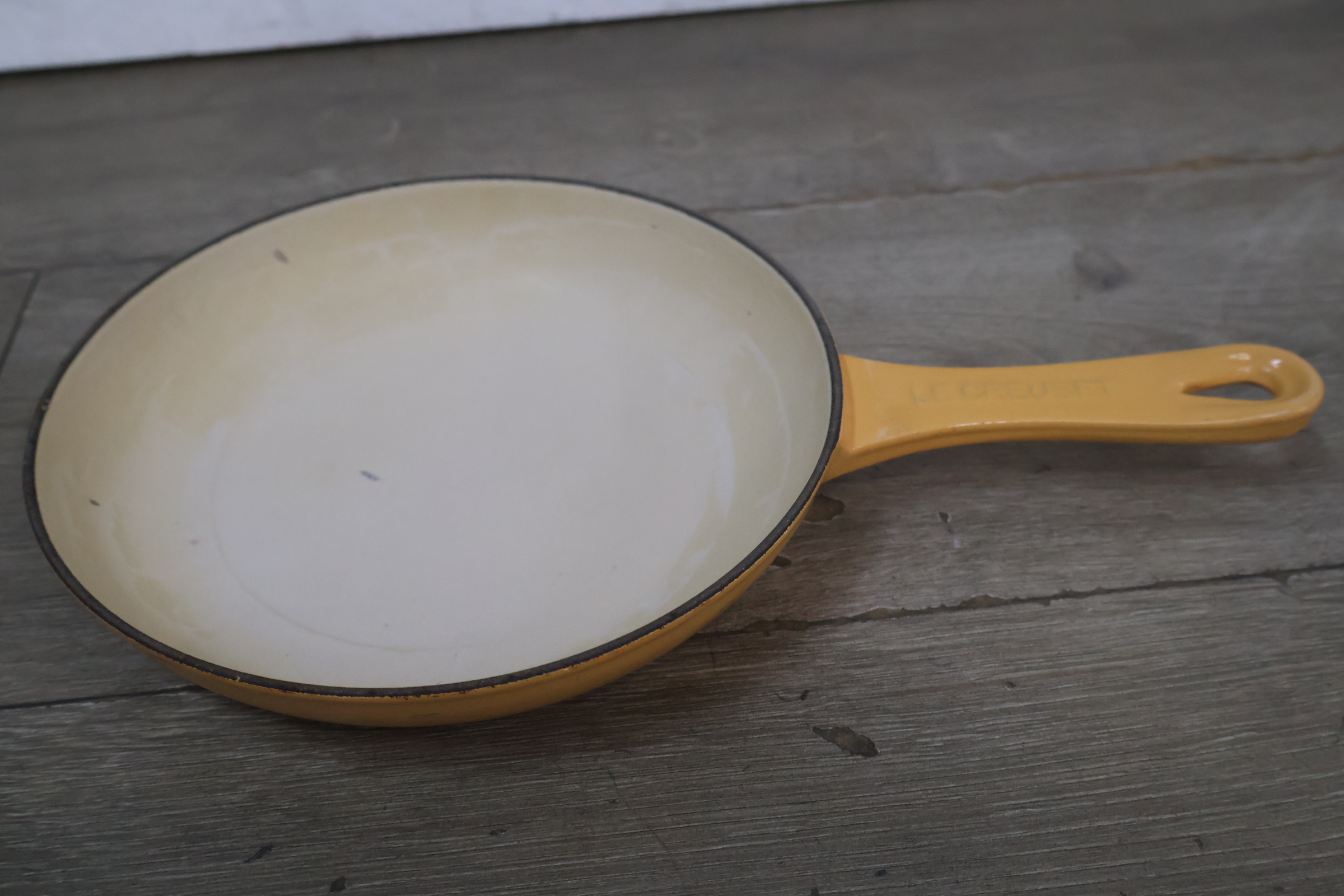 Le Creuset koekenpan – foto 3 – kavel bij GSD Auctions, Zoeterwoude