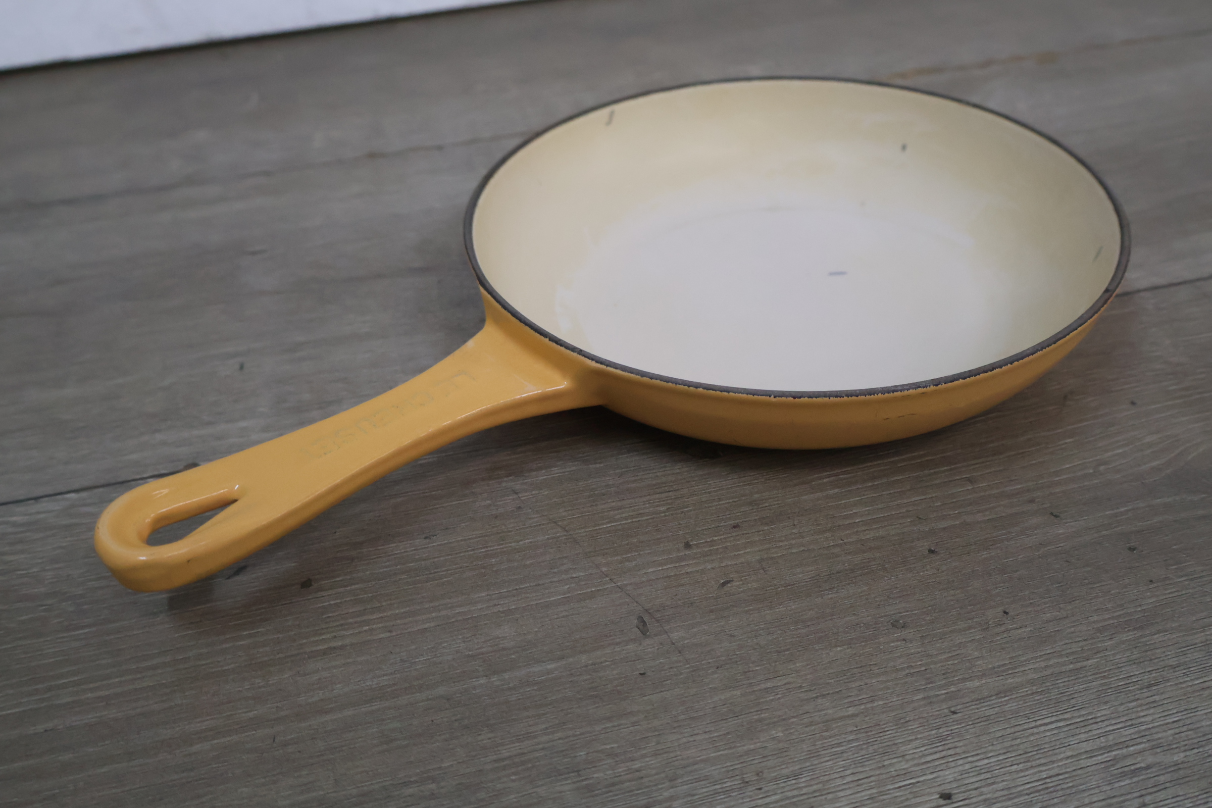 Le Creuset koekenpan – foto 9 – kavel bij GSD Auctions, Zoeterwoude
