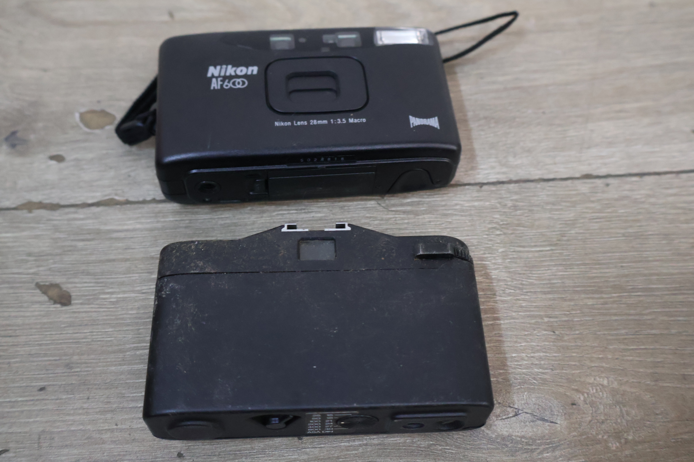 Minox 35 GT, Minox 35 EL camera's &Agfatronic 200 B flitser – foto 8 – kavel bij GSD Auctions, Zoeterwoude