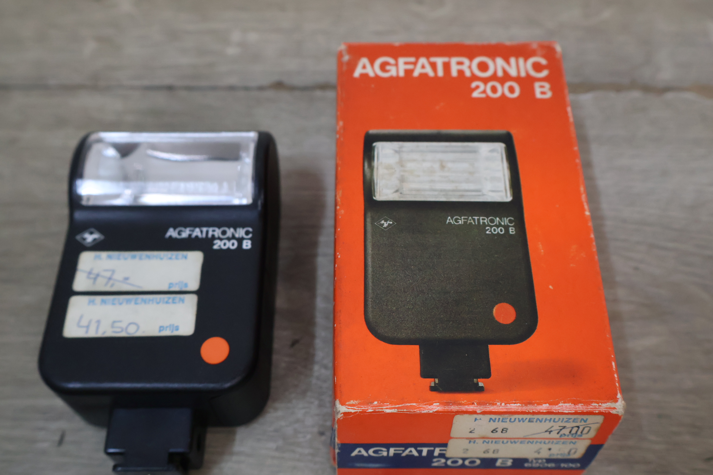 Minox 35 GT, Minox 35 EL camera's &Agfatronic 200 B flitser – foto 10 – kavel bij GSD Auctions, Zoeterwoude