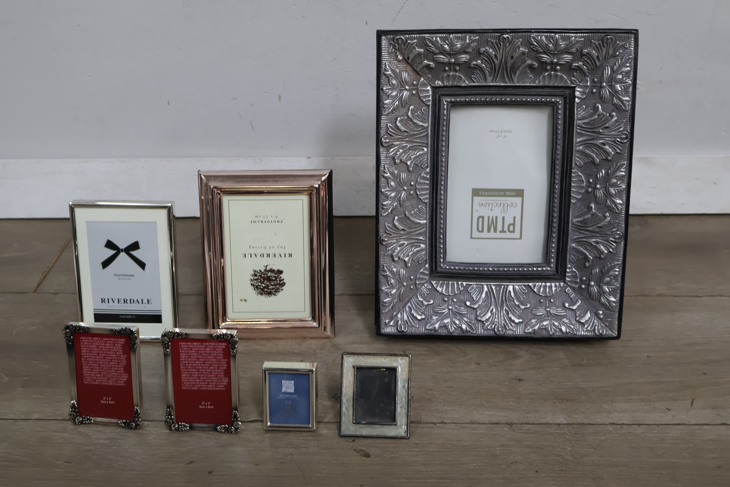 Set van 6 fotolijsten met diverse designs en maten – foto 5 – kavel bij GSD Auctions, Zoeterwoude