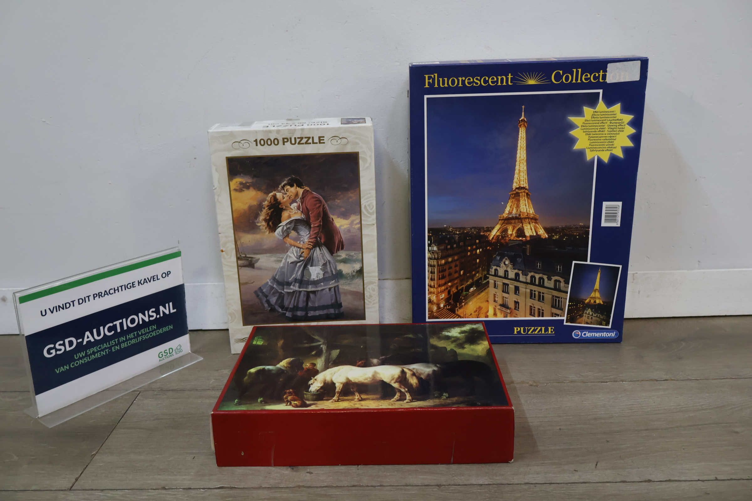 Drie verschillende puzzels, 1000 stukjes – foto 2 – kavel bij GSD Auctions, Zoeterwoude