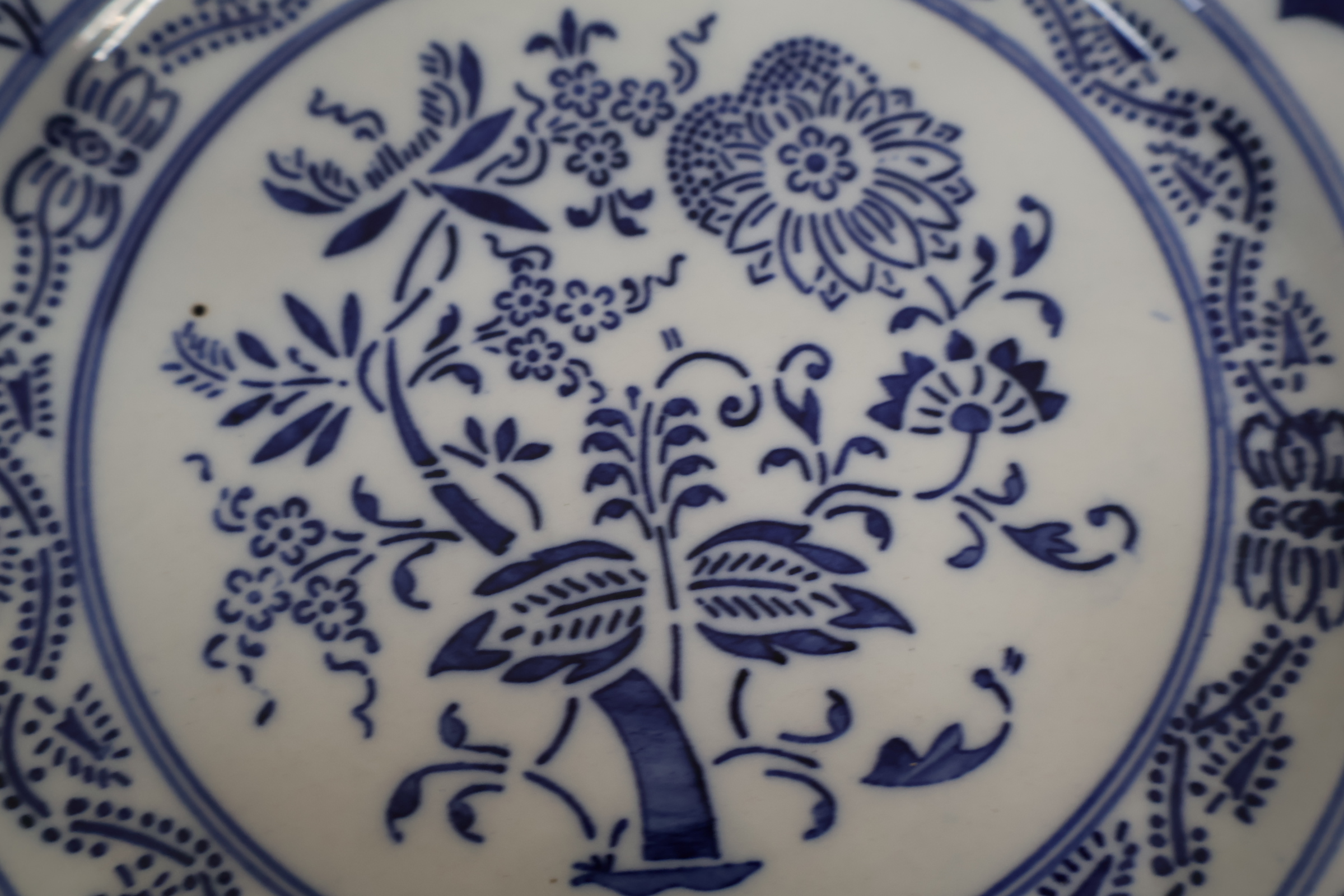 Serviesset blauw witte porseleinen borden en schalen – foto 5 – kavel bij GSD Auctions, Zoeterwoude