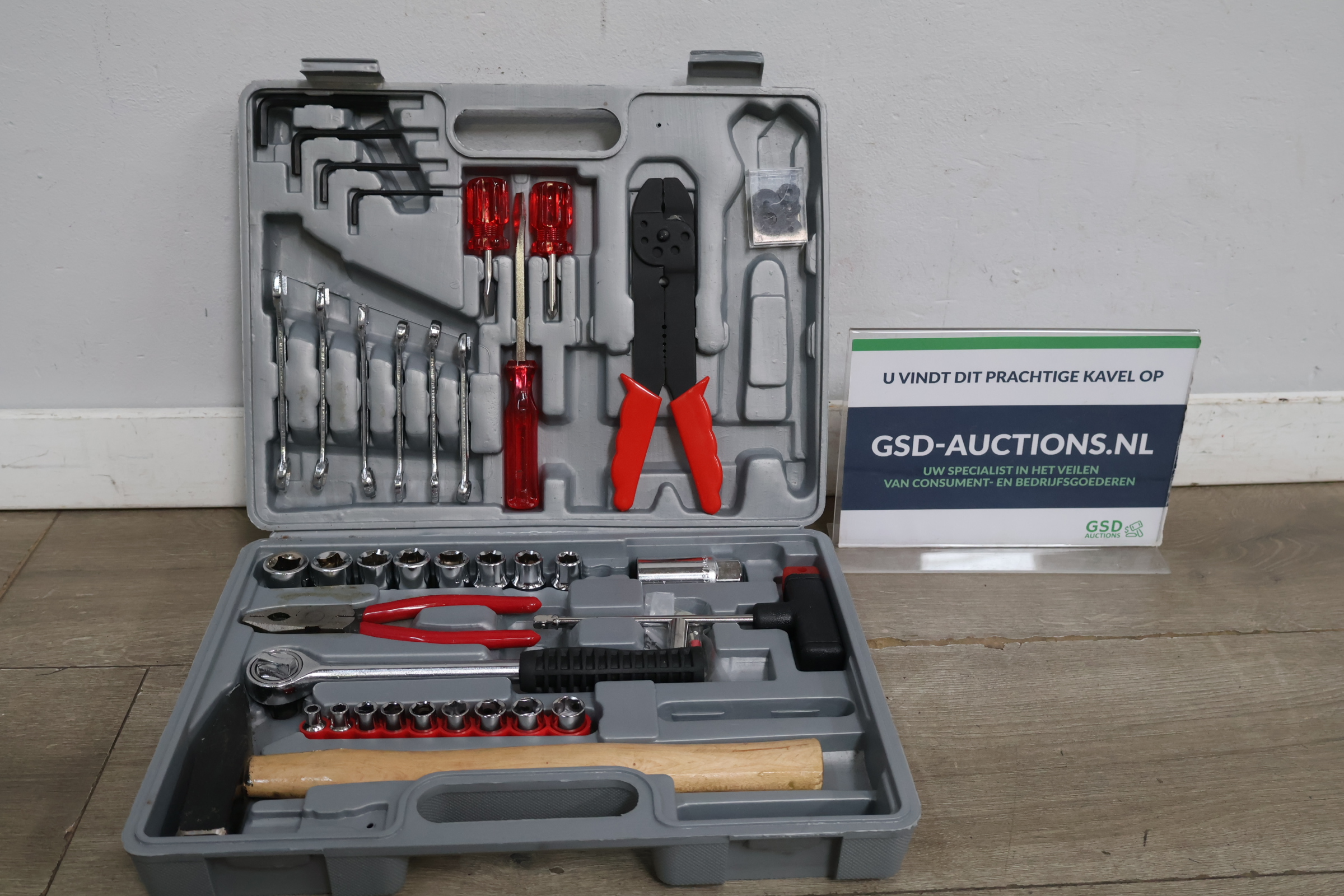 Gereedschapsset in koffer – kavel bij GSD Auctions, Zoeterwoude