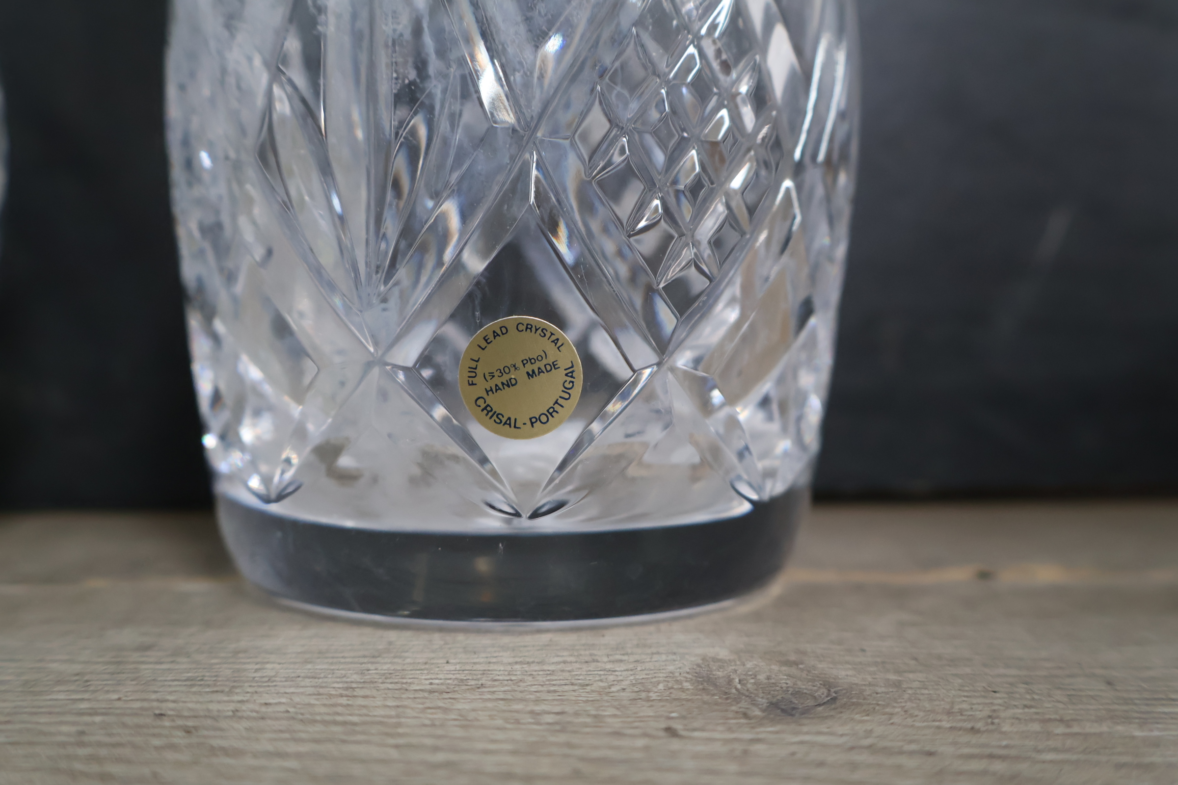 Set van 3 geslepen kristallen karaffen – foto 6 – kavel bij GSD Auctions, Zoeterwoude