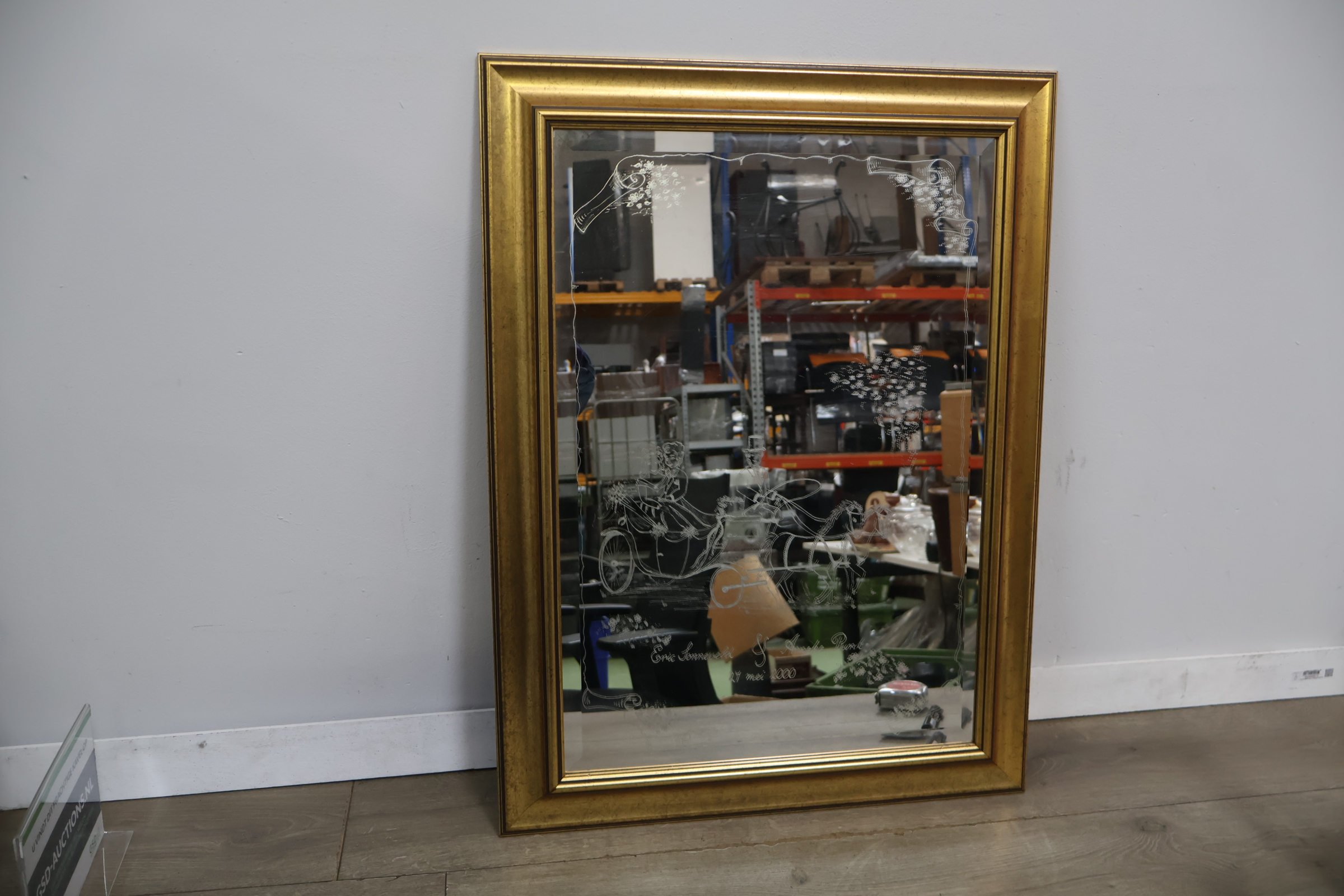 Gouden lijst spiegel met geëtst decor – foto 3 – kavel bij GSD Auctions, Zoeterwoude