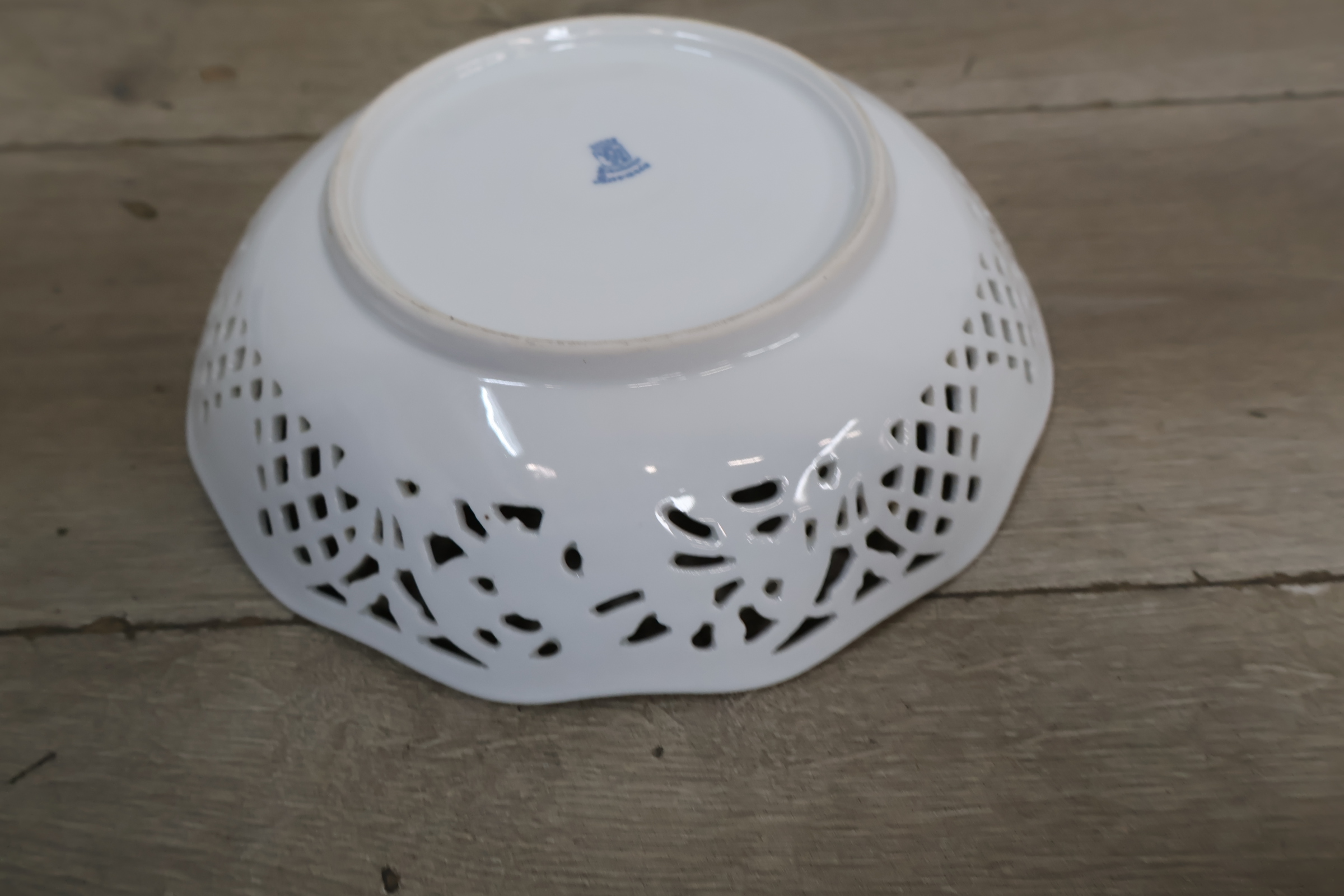 Set decoratief porseleinen servies met vogels – foto 6 – kavel bij GSD Auctions, Zoeterwoude