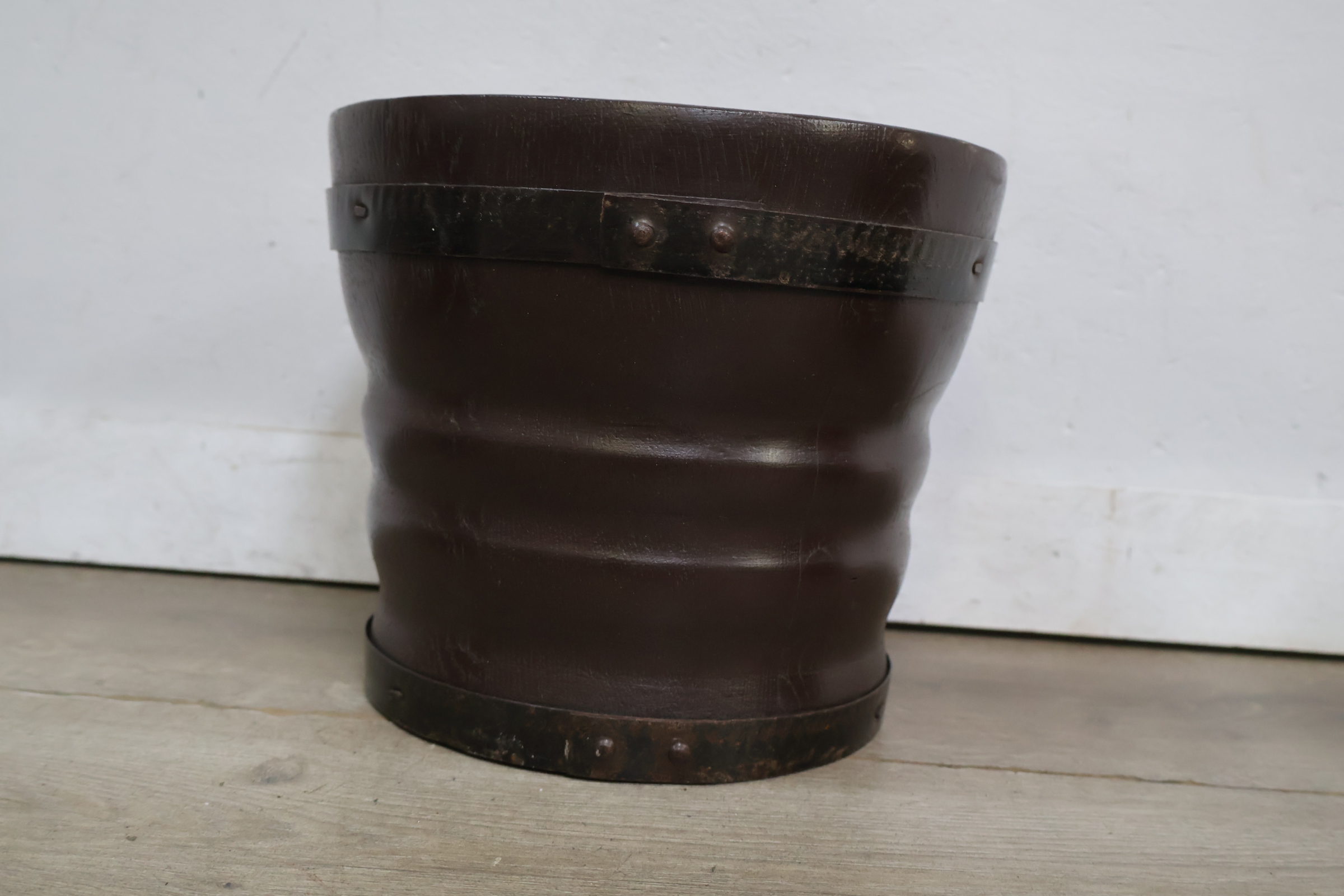 Set van drie bloempotten – foto 10 – kavel bij GSD Auctions, Zoeterwoude