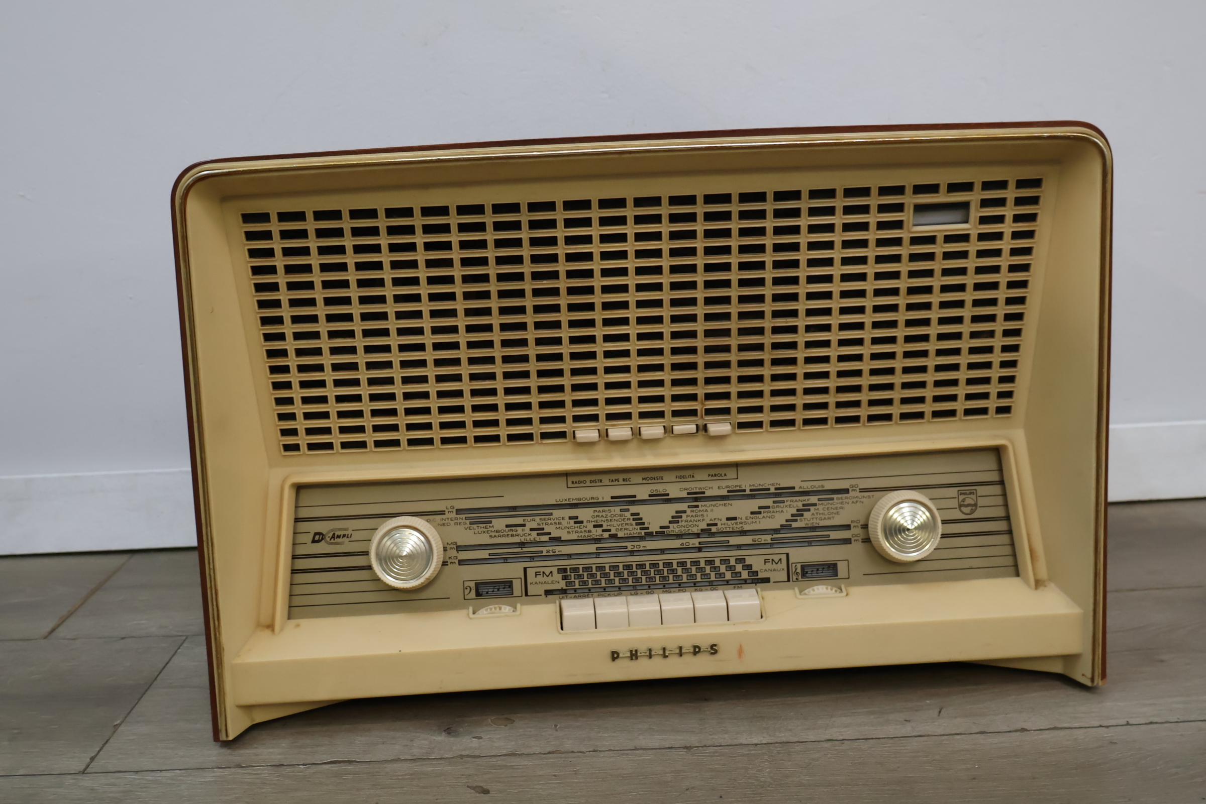 Philips vintage radio - Jaren '60 – foto 3 – kavel bij GSD Auctions, Zoeterwoude