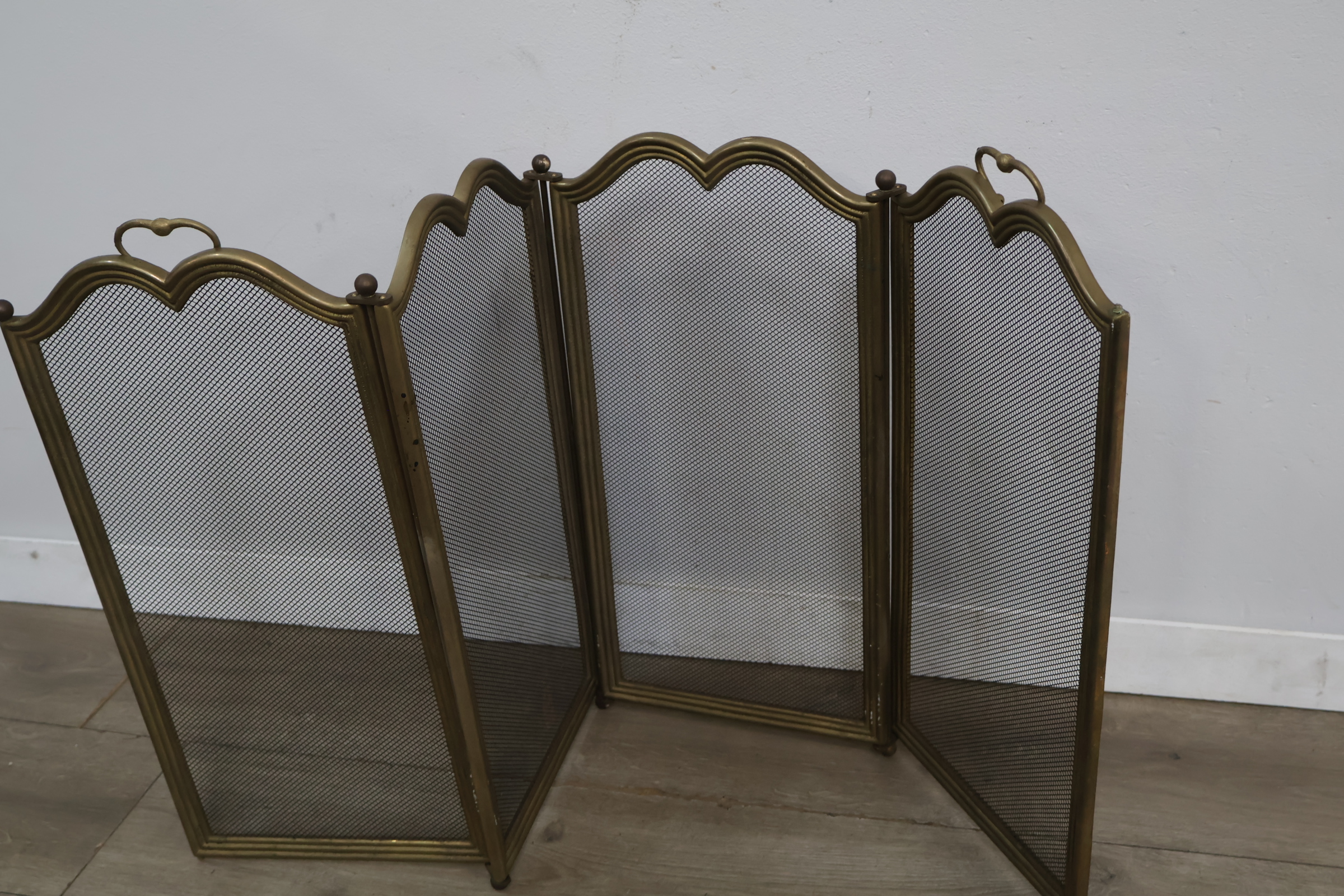 Messing Haardscherm – foto 3 – kavel bij GSD Auctions, Zoeterwoude