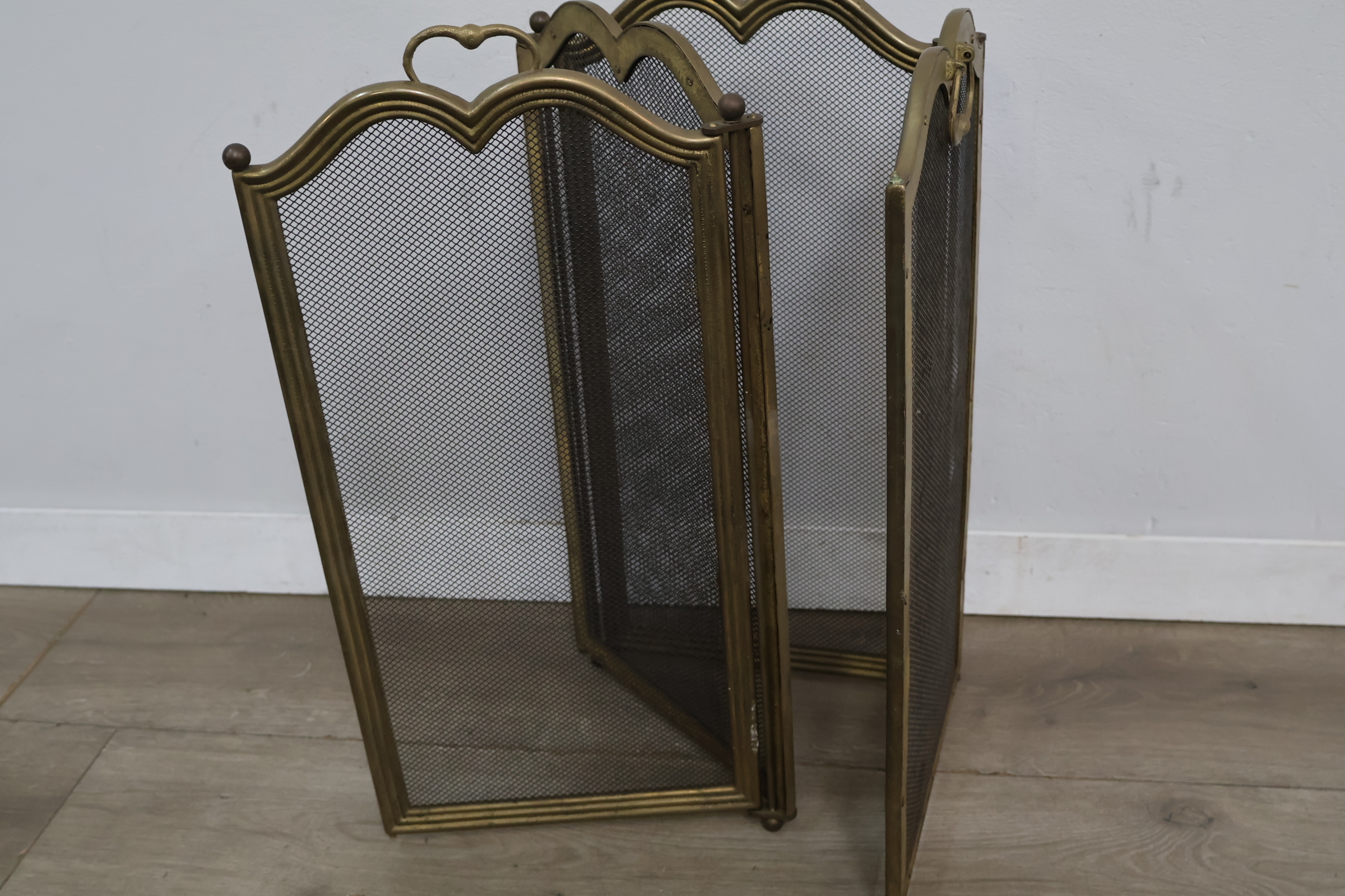 Messing Haardscherm – foto 4 – kavel bij GSD Auctions, Zoeterwoude