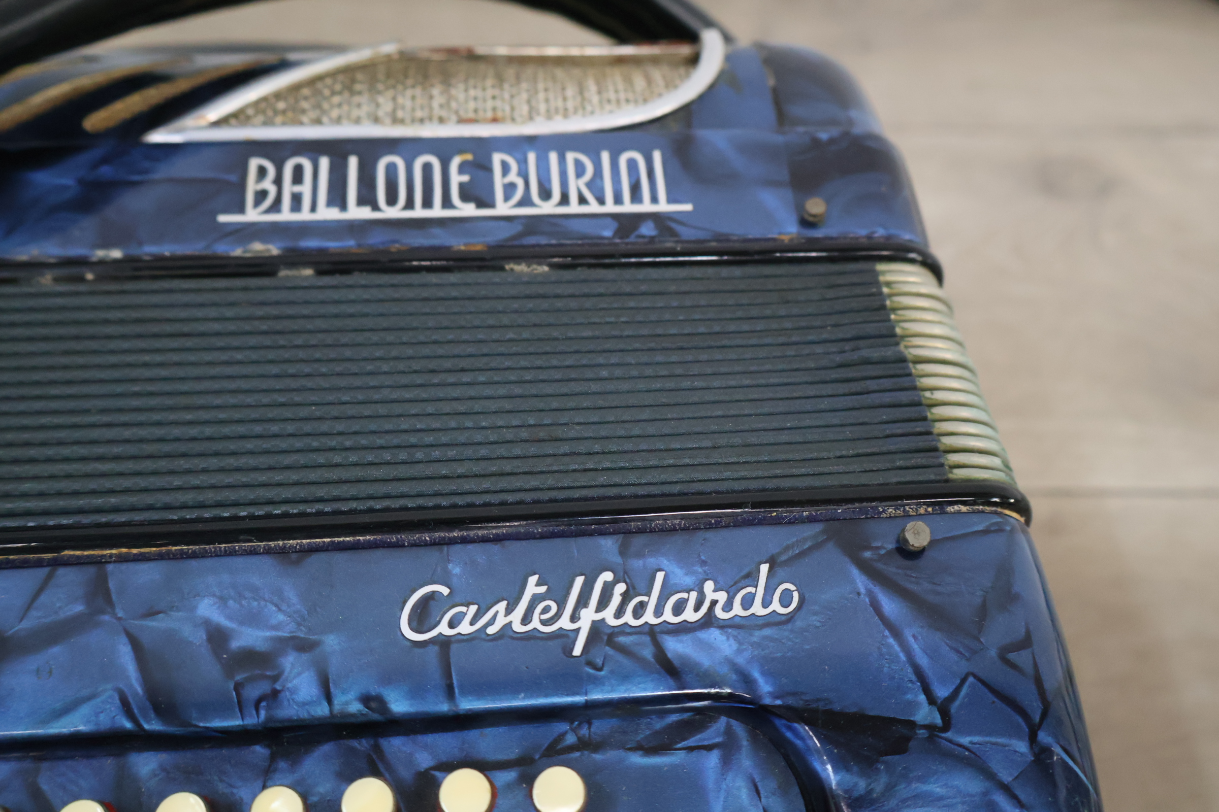 Accordeon - Ballone Burial Castelfidardo – foto 8 – kavel bij GSD Auctions, Zoeterwoude