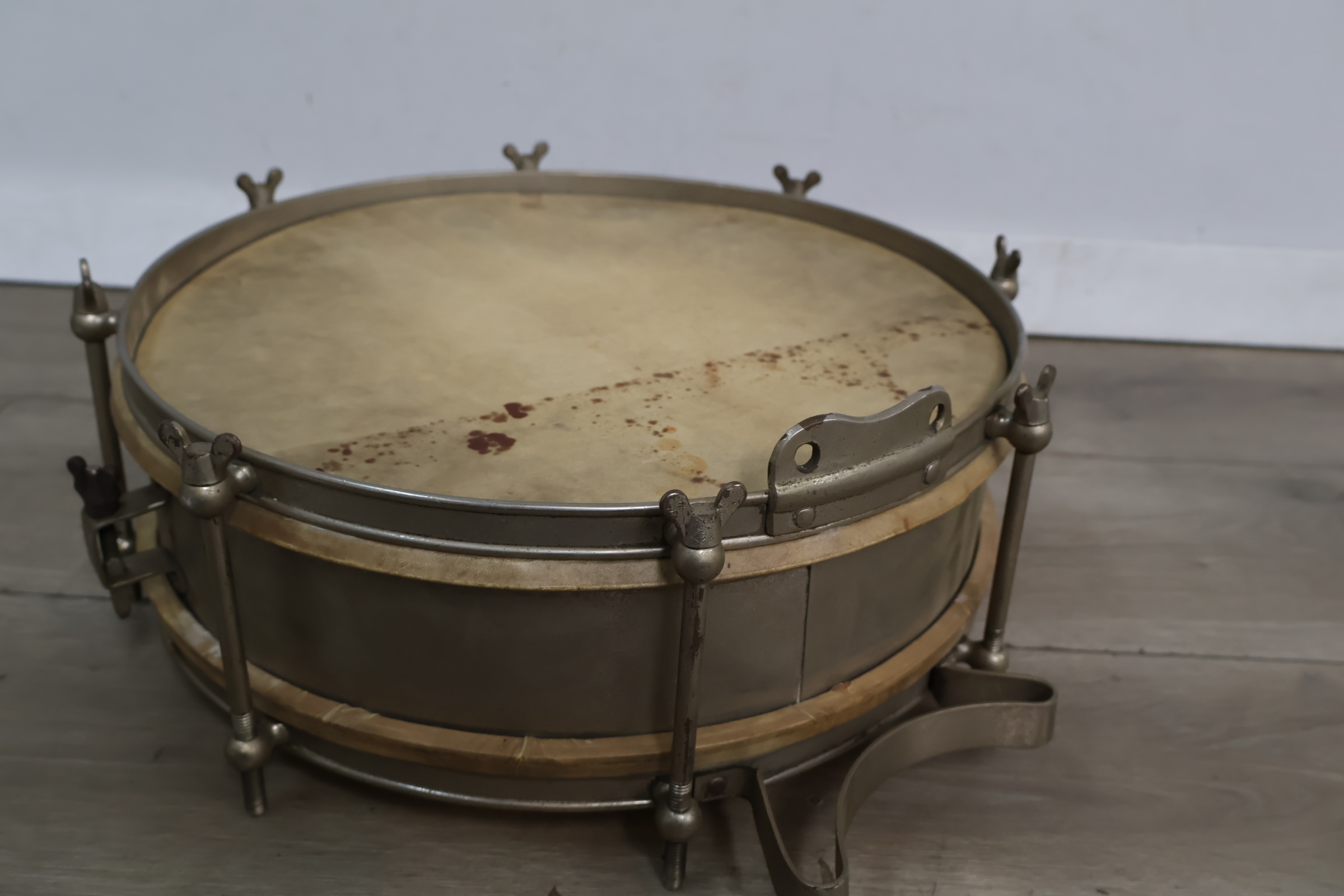 Oude metalen trommel – foto 7 – kavel bij GSD Auctions, Zoeterwoude