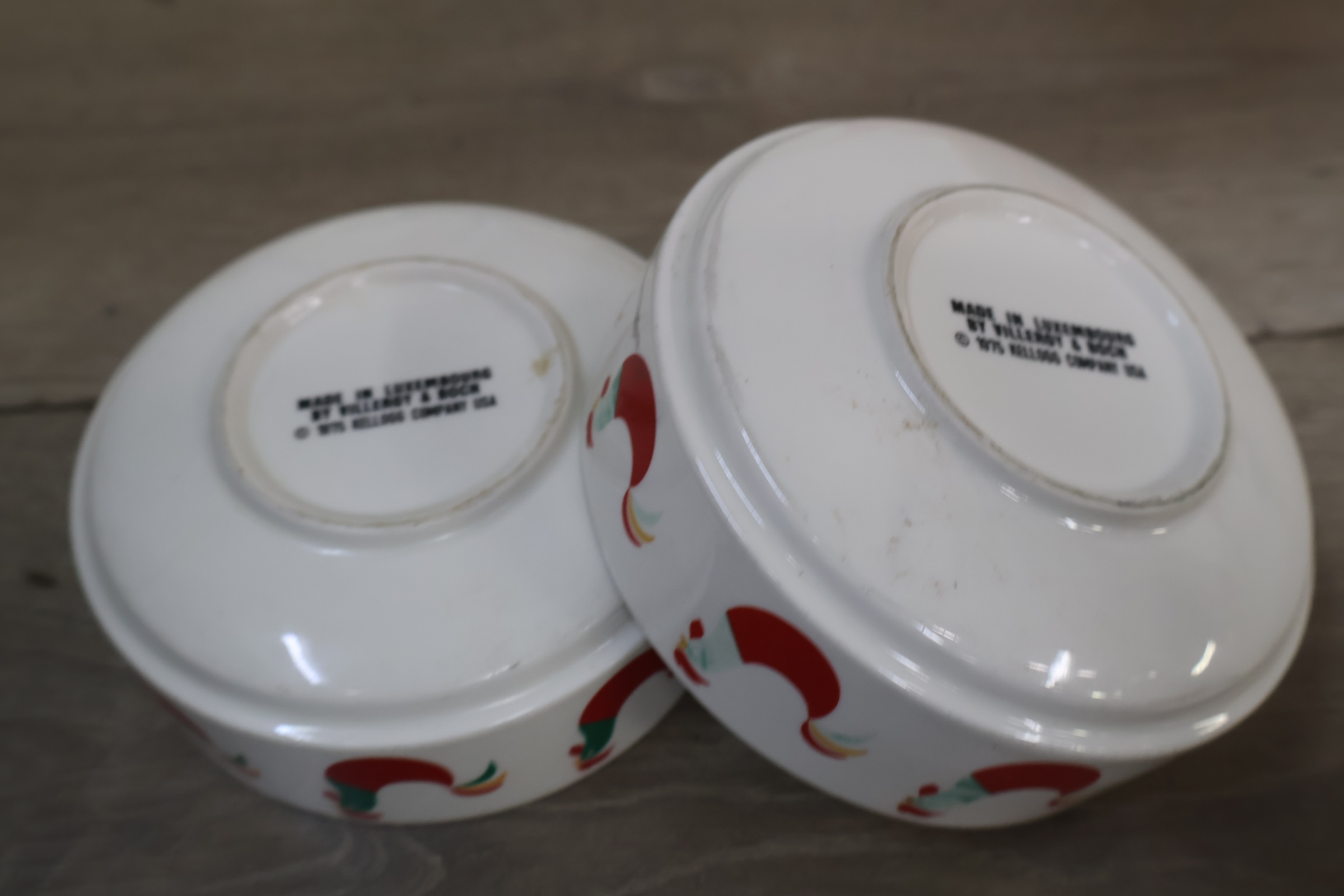 Set servies en decoratieve kippenfiguren – foto 10 – kavel bij GSD Auctions, Zoeterwoude