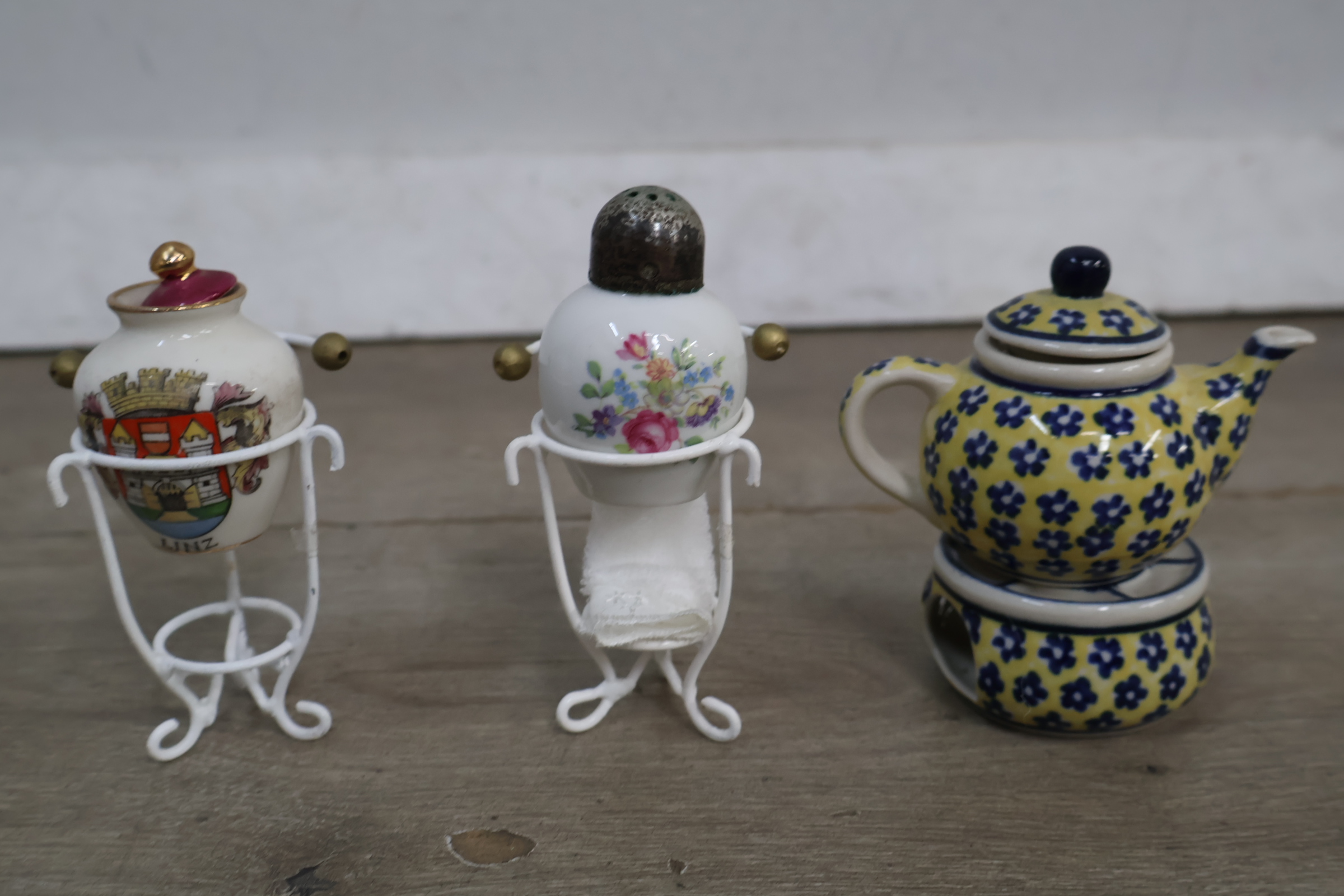 Miniatuur porselein – foto 8 – kavel bij GSD Auctions, Zoeterwoude