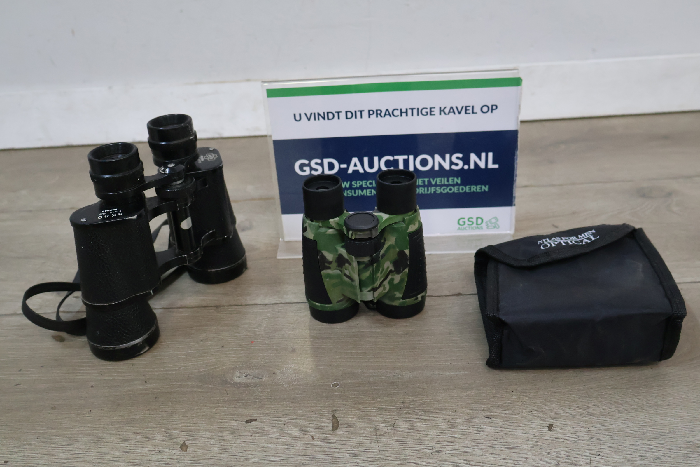 Set verrekijkers met Atlas for Men Optical tas – foto 2 – kavel bij GSD Auctions, Zoeterwoude