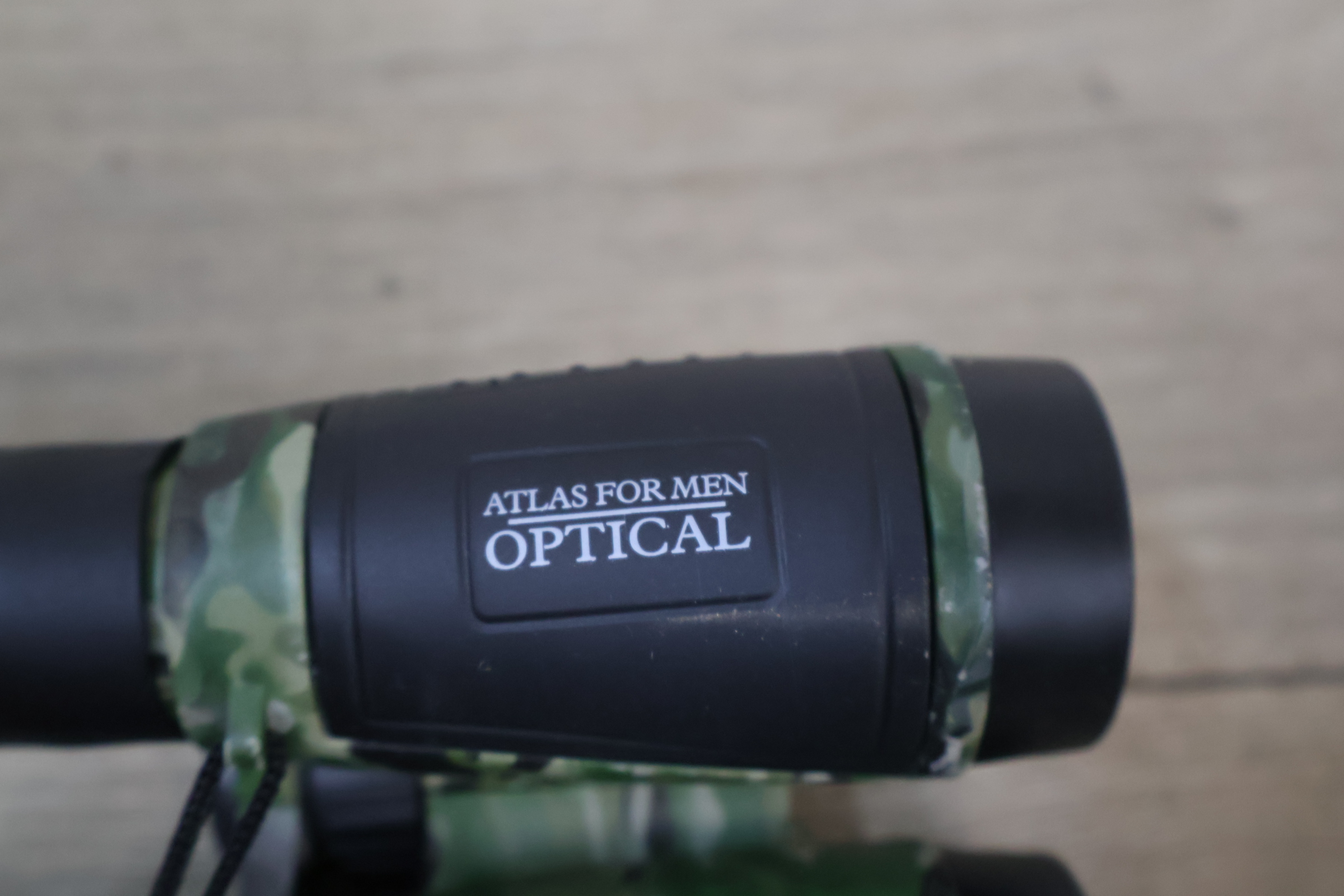 Set verrekijkers met Atlas for Men Optical tas – foto 8 – kavel bij GSD Auctions, Zoeterwoude