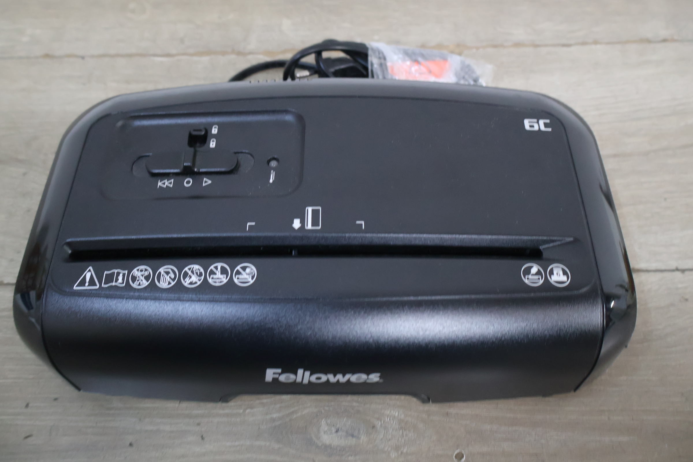 Fellowes papierversnipperaar – foto 4 – kavel bij GSD Auctions, Zoeterwoude