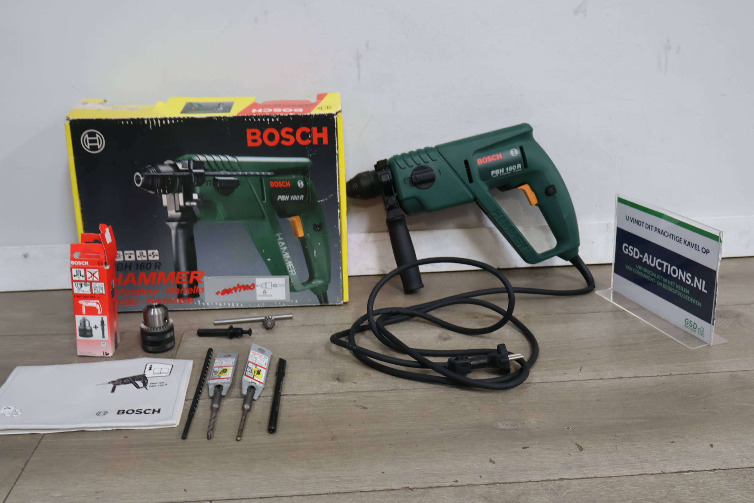 Bosch boorhamer PBH 160 R met accessoires – kavel bij GSD Auctions, Zoeterwoude