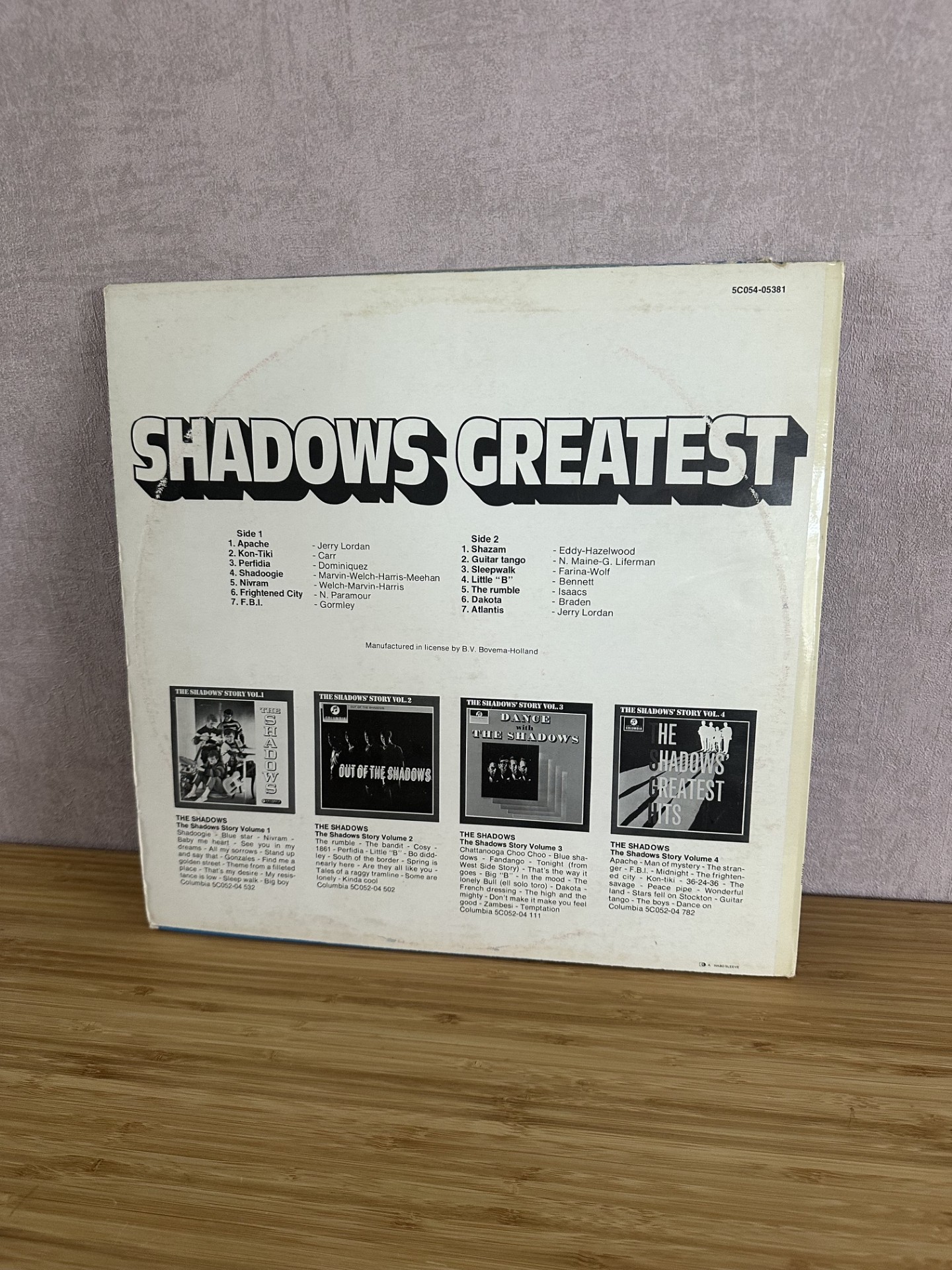 Shadows greatest lp vinyl Ongetest – foto 2 – kavel bij GSD Auctions, Zoeterwoude