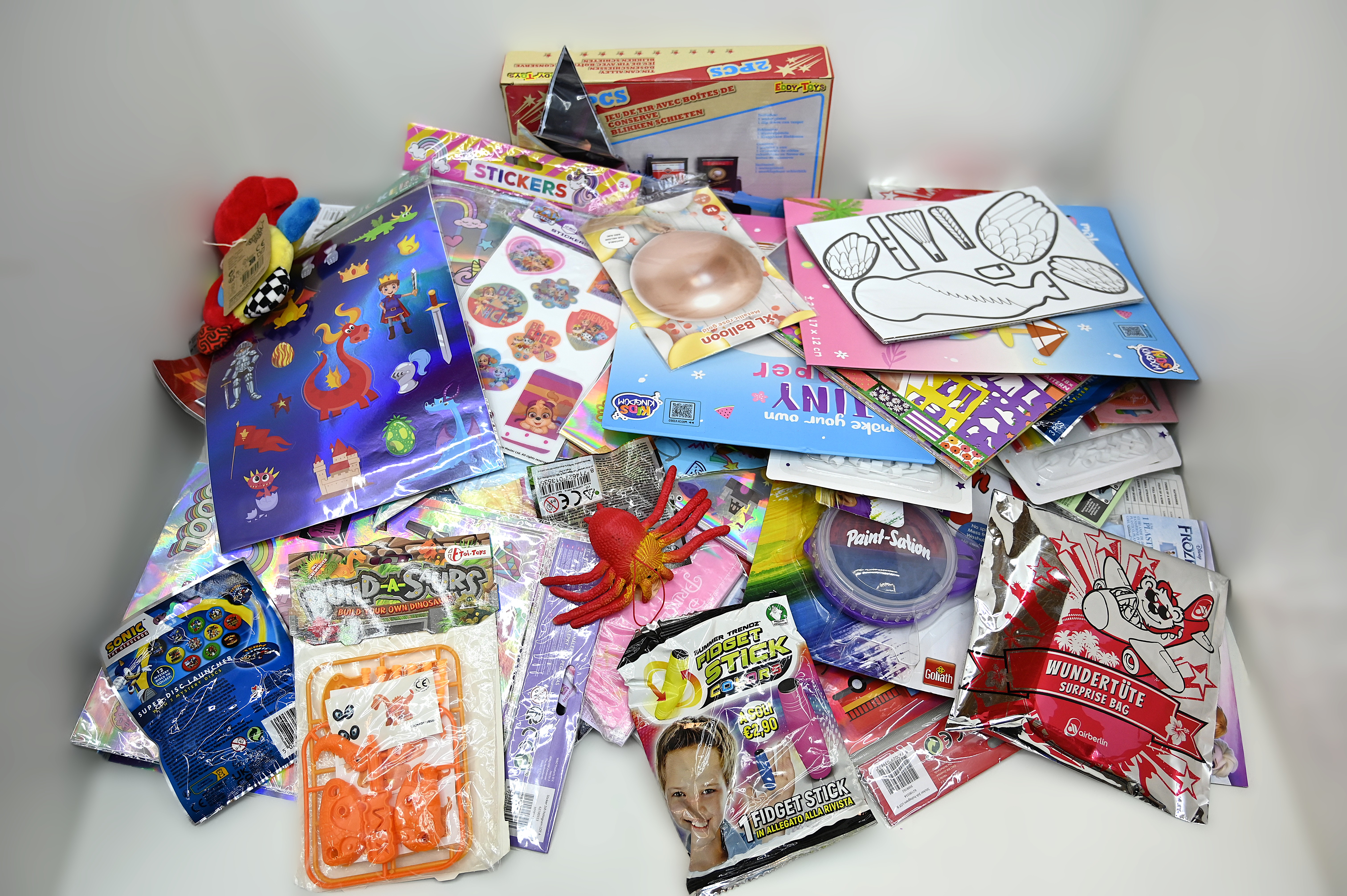 Mystery Speelgoed Box XL met 200 items – foto 3 – kavel bij GSD Auctions, Zoeterwoude