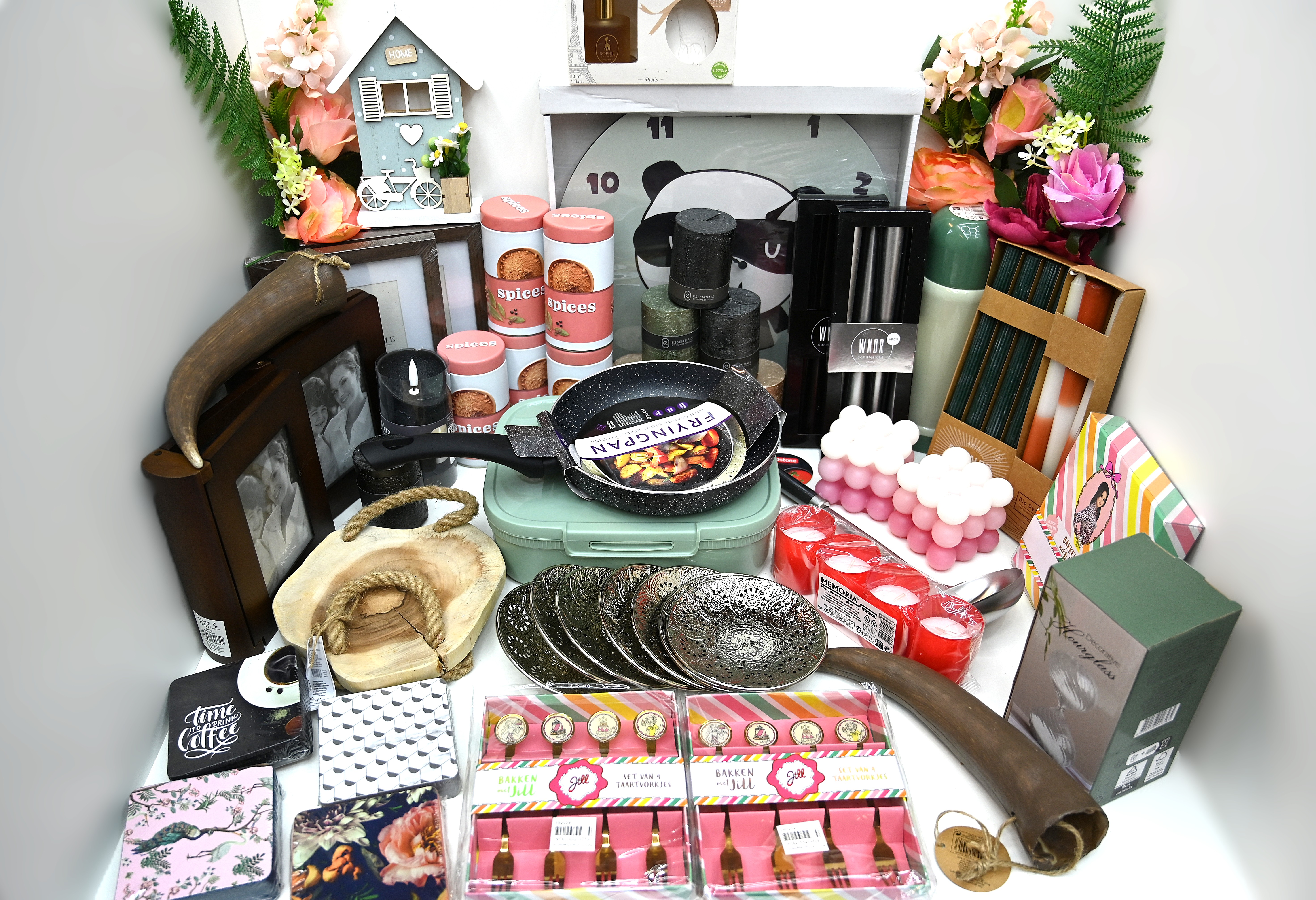 Mystery Wonen & decoratie Box XL met 50 items – foto 5 – kavel bij GSD Auctions, Zoeterwoude