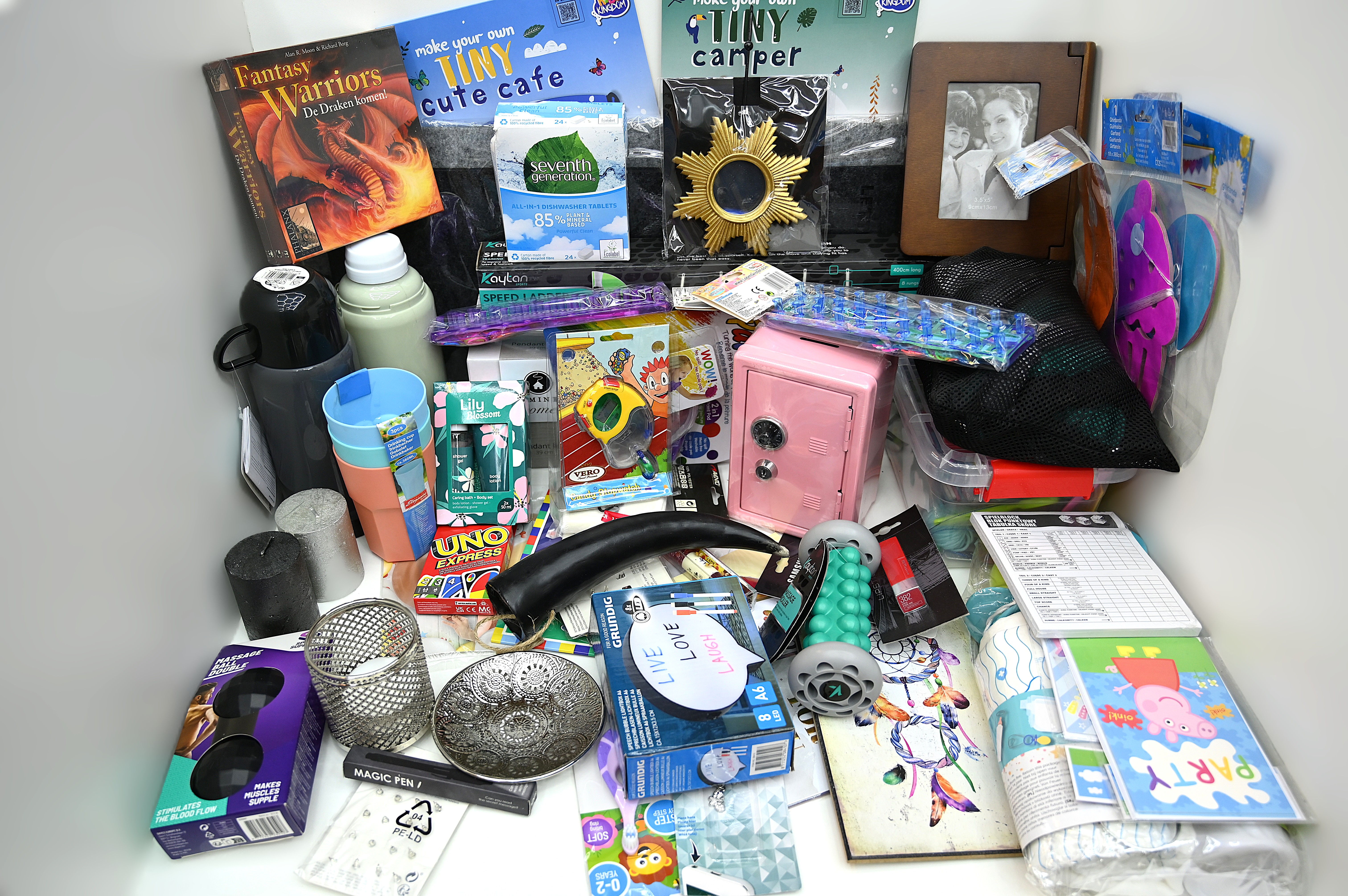 Mystery Cadeau Box XL met 50 items – foto 3 – kavel bij GSD Auctions, Zoeterwoude