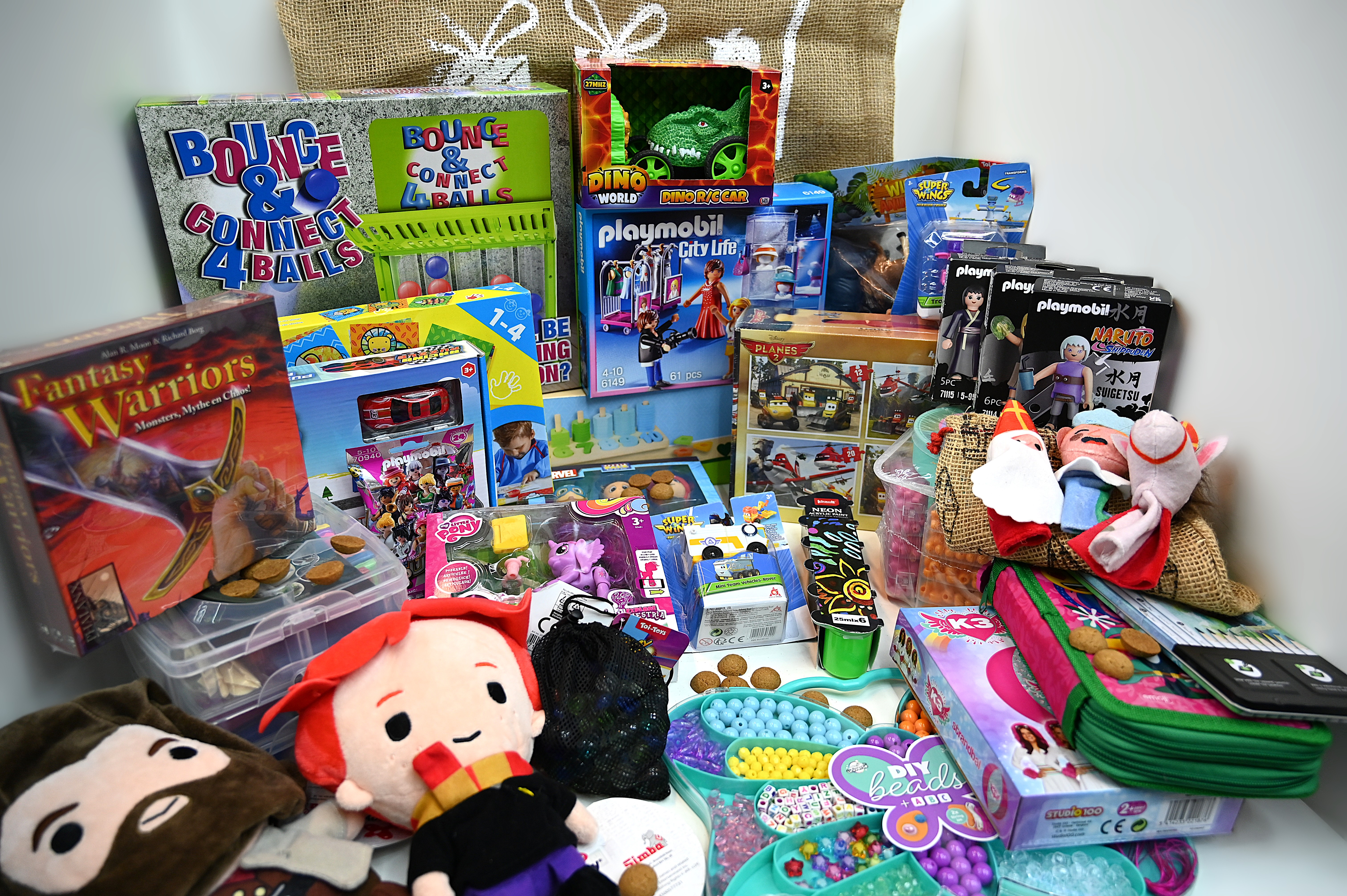 Mixdoos Speelgoed sinterklaas XXL – foto 3 – kavel bij GSD Auctions, Zoeterwoude