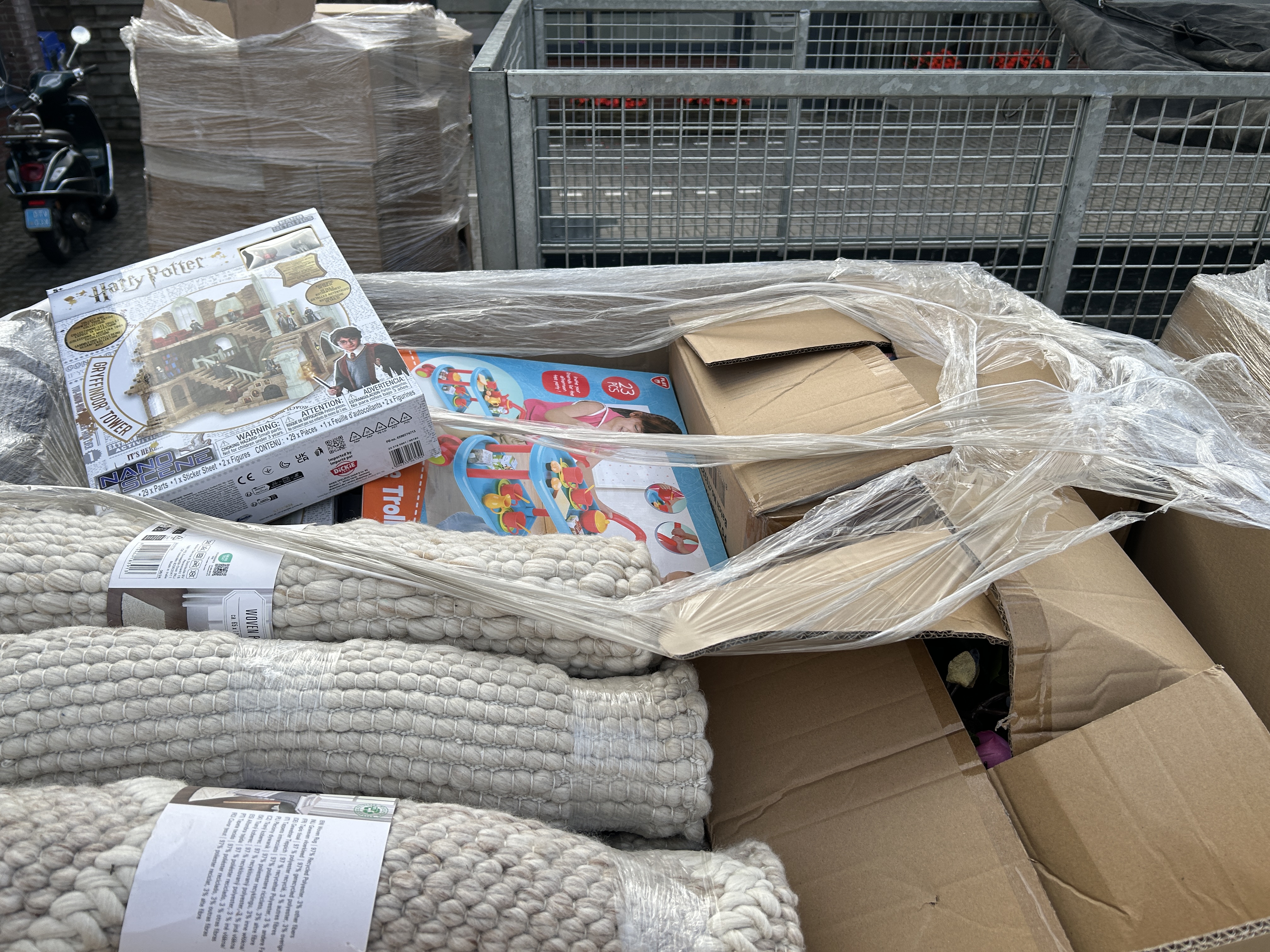 Mixpallet met nieuwe consumentengoederen – foto 2 – kavel bij GSD Auctions, Zoeterwoude