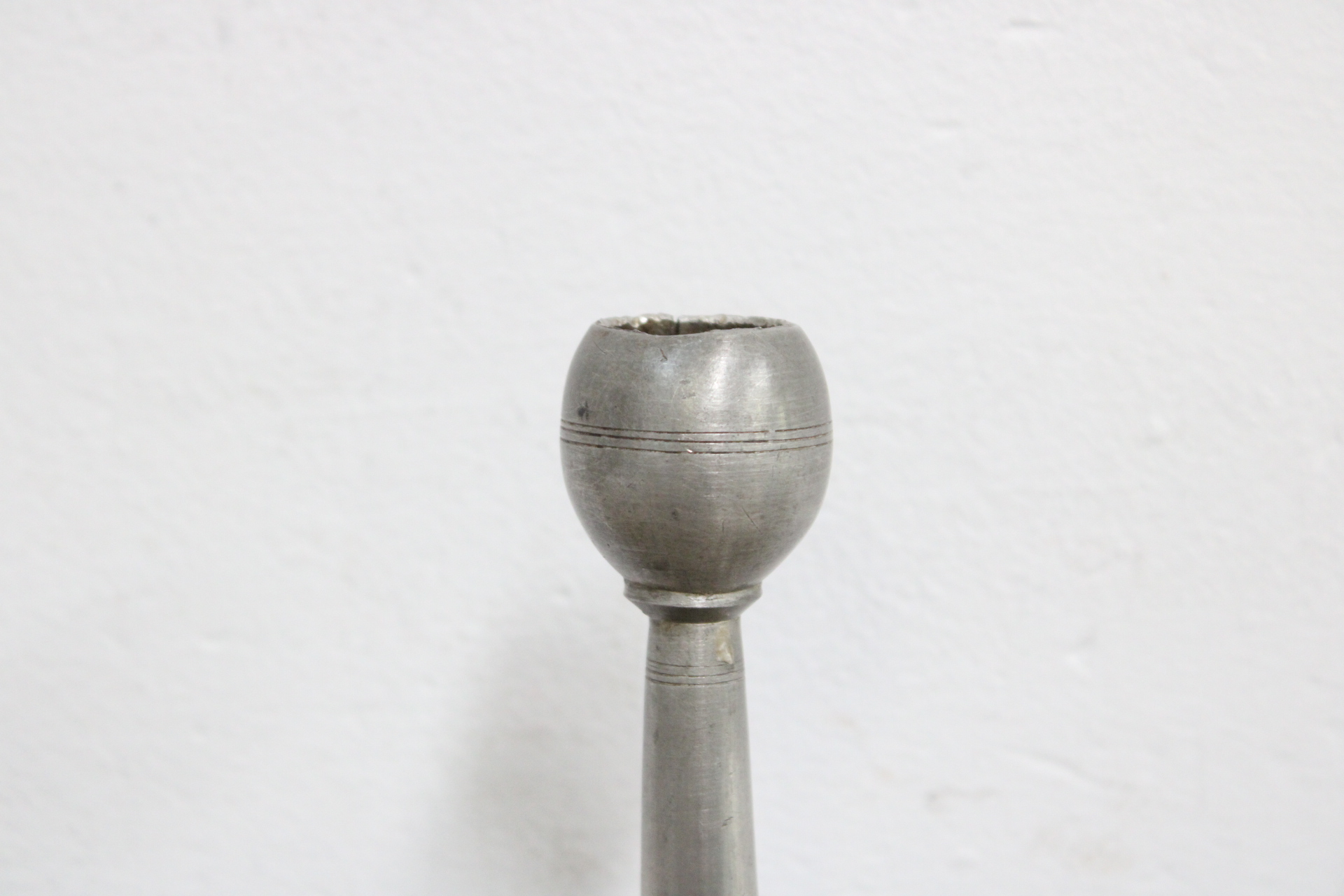 Metalen Kandelaar'' – foto 3 – kavel bij GSD Auctions, Zoeterwoude