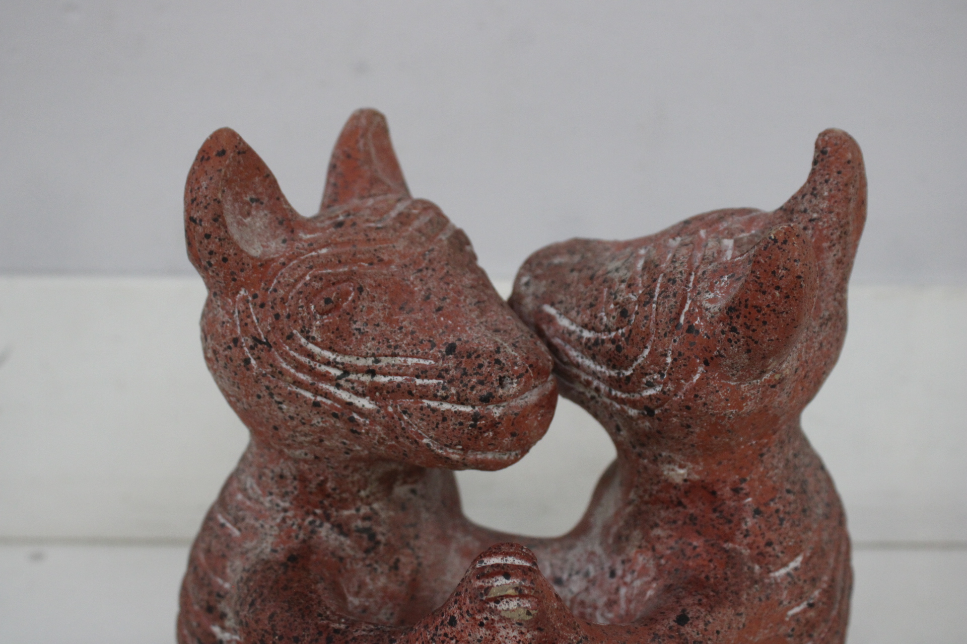 Twee keramische dierenfiguren'' – foto 4 – kavel bij GSD Auctions, Zoeterwoude