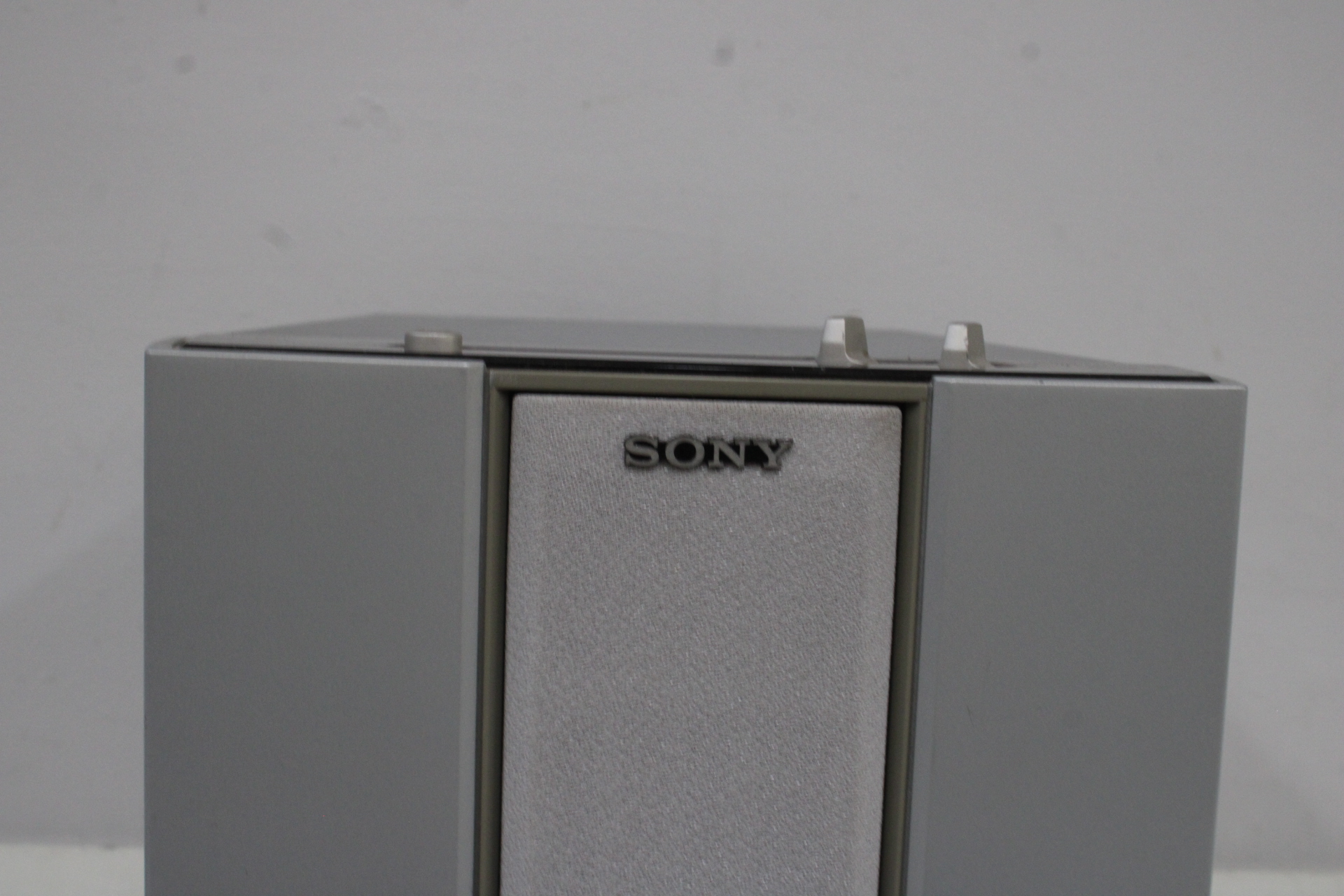 Sony Advanced S.A.W. radio'' – foto 3 – kavel bij GSD Auctions, Zoeterwoude
