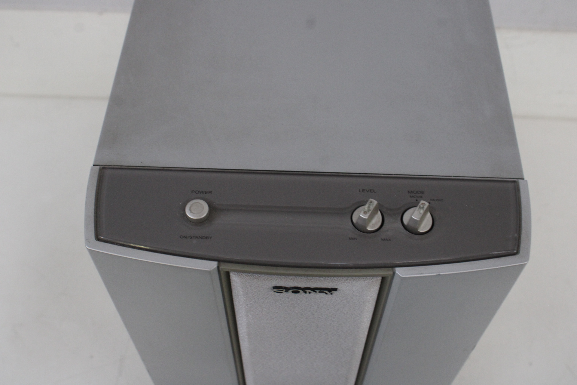 Sony Advanced S.A.W. radio'' – foto 6 – kavel bij GSD Auctions, Zoeterwoude